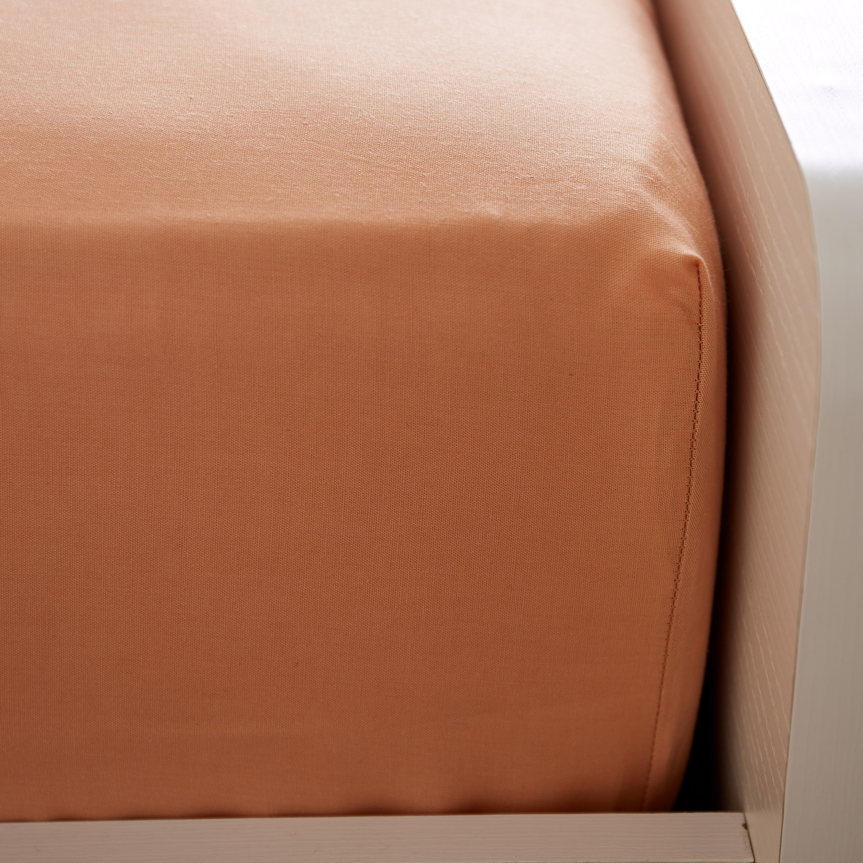 Bristol Polycotton Olympic Queen Fitted Sheet - 160x200+25 cm-hbxhomeware-hbxbedroom-image-5