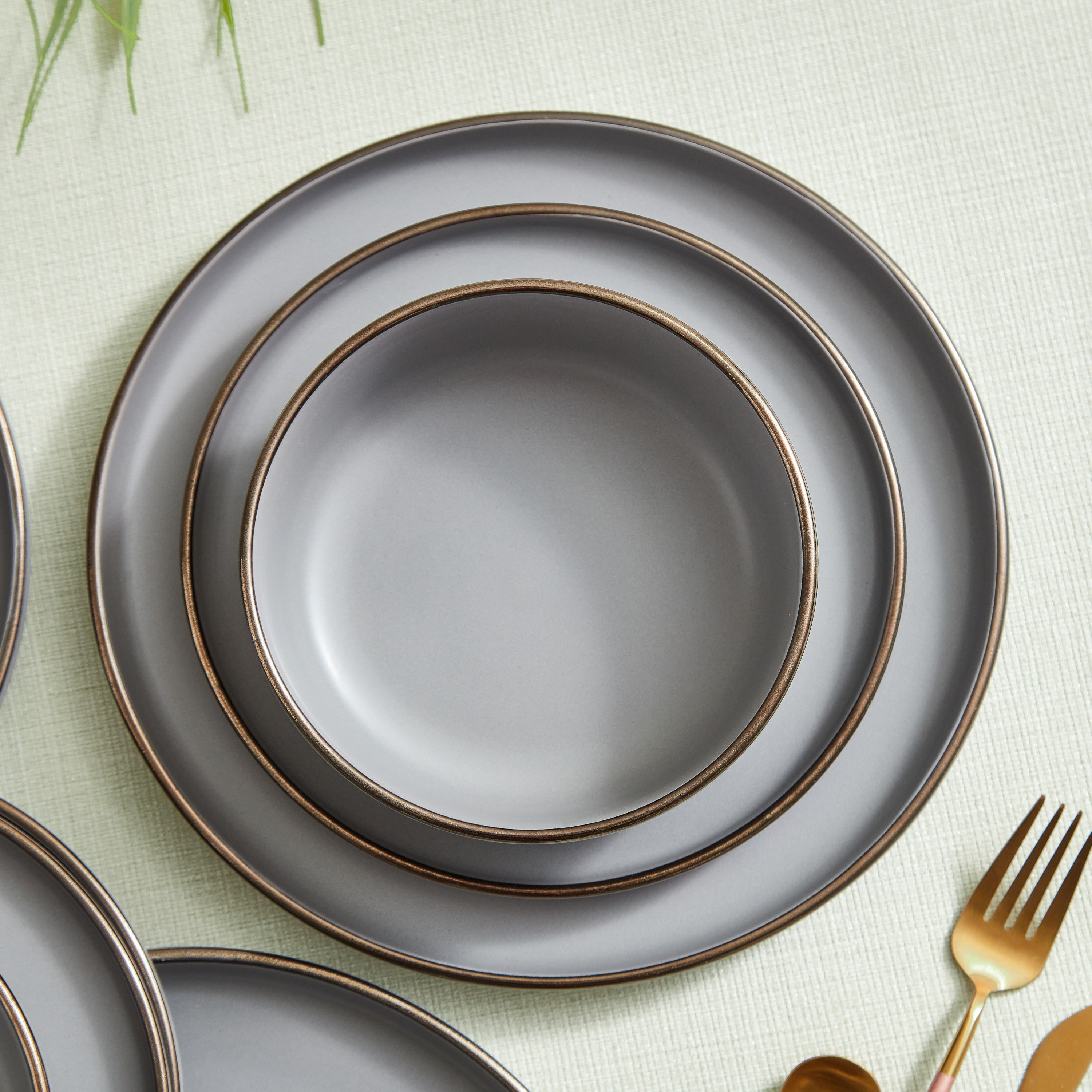 طقم عشاء سيراميك 12 قطعة من ميا-hbxhomeware-hbxkitchen-image-2