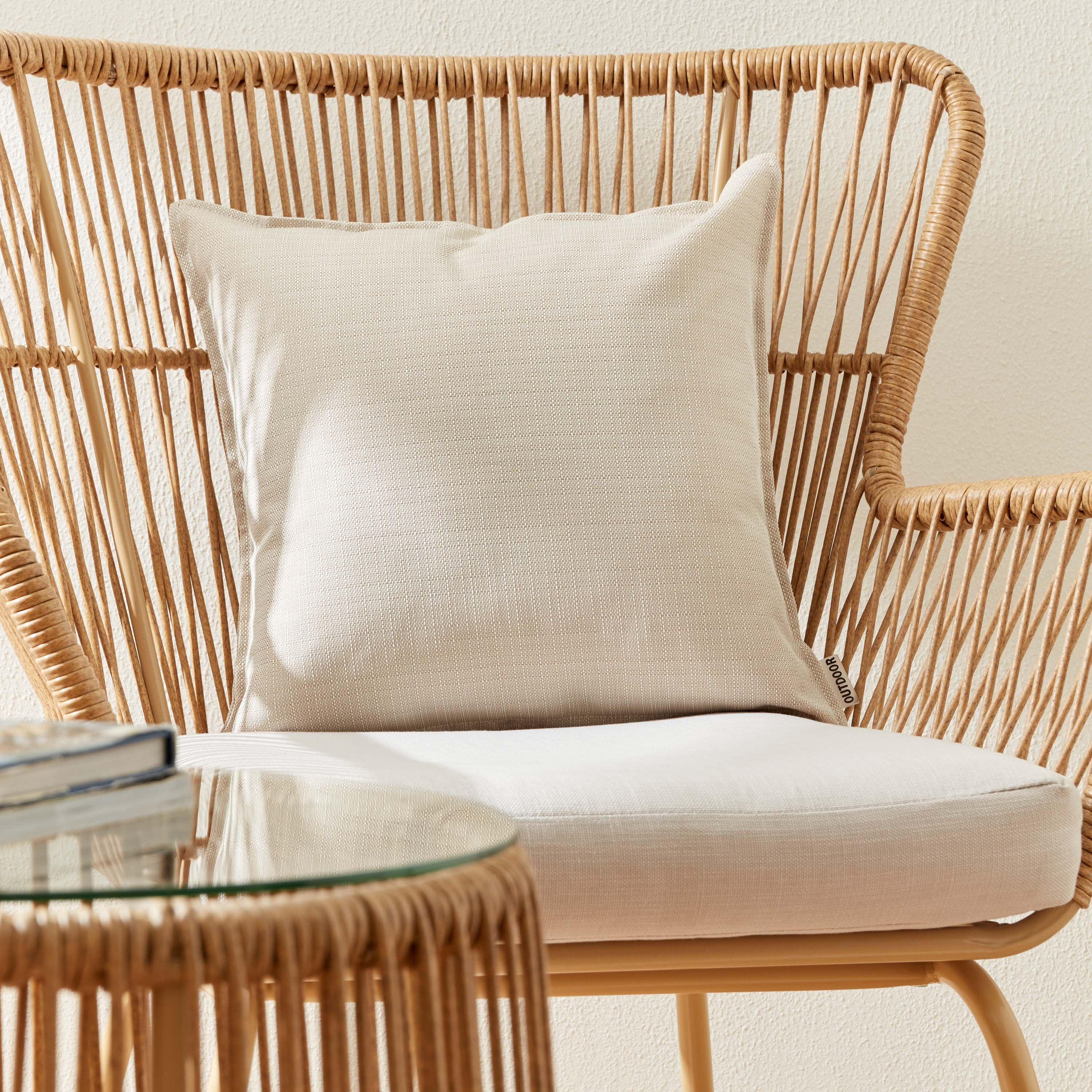 وسادة محشوة سادة للمساحات الخارجية من هيرينجتون - 45x45 سم-hbxlivingroom-furnishings-cushionsandcovers-filledcushions-image-1