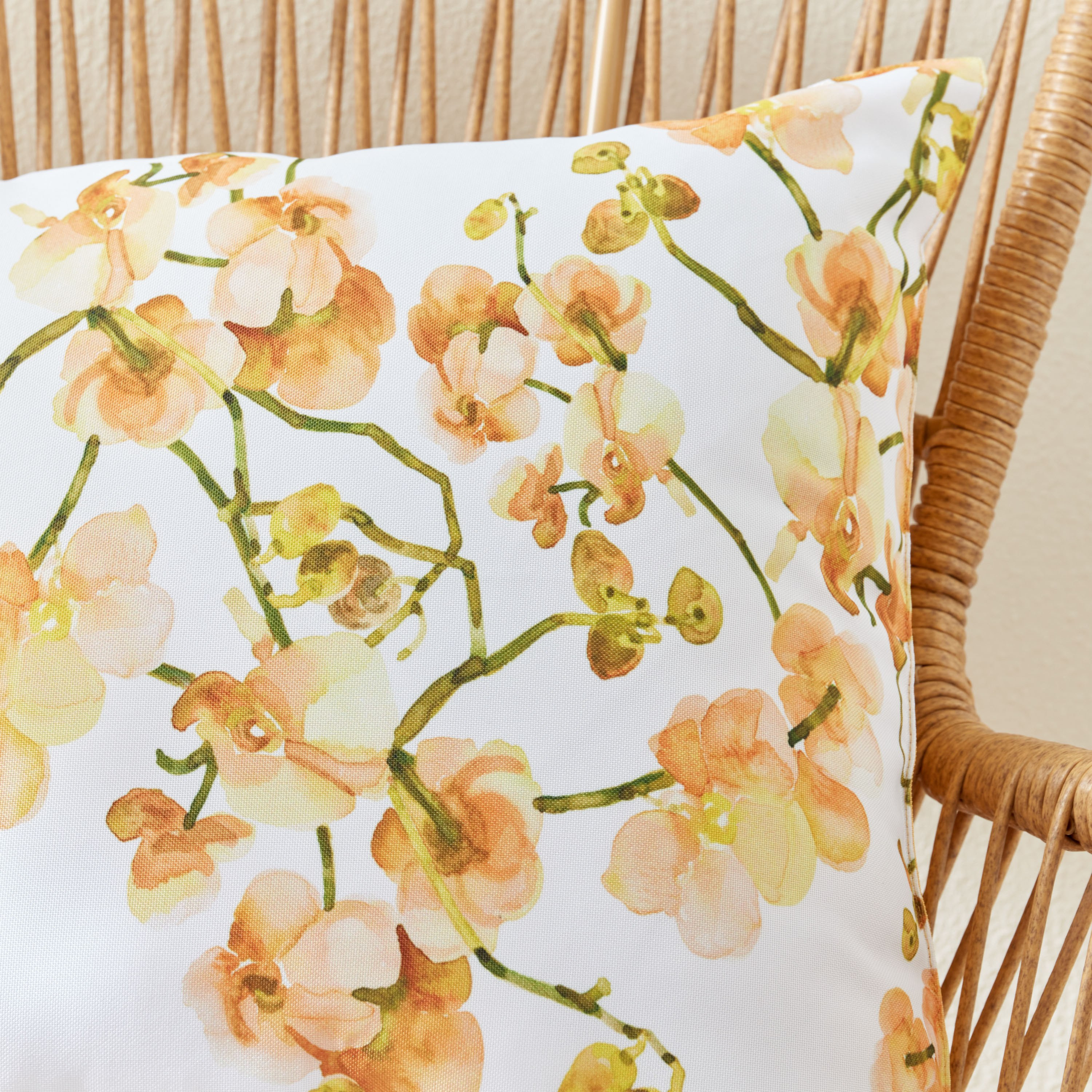 غطاء وسادة للمساحات الخارجية بطبعات من تشيري بلوسوم - 45x45 سم-hbxhomeware-cushionsandcovers-cushioncovers-image-2