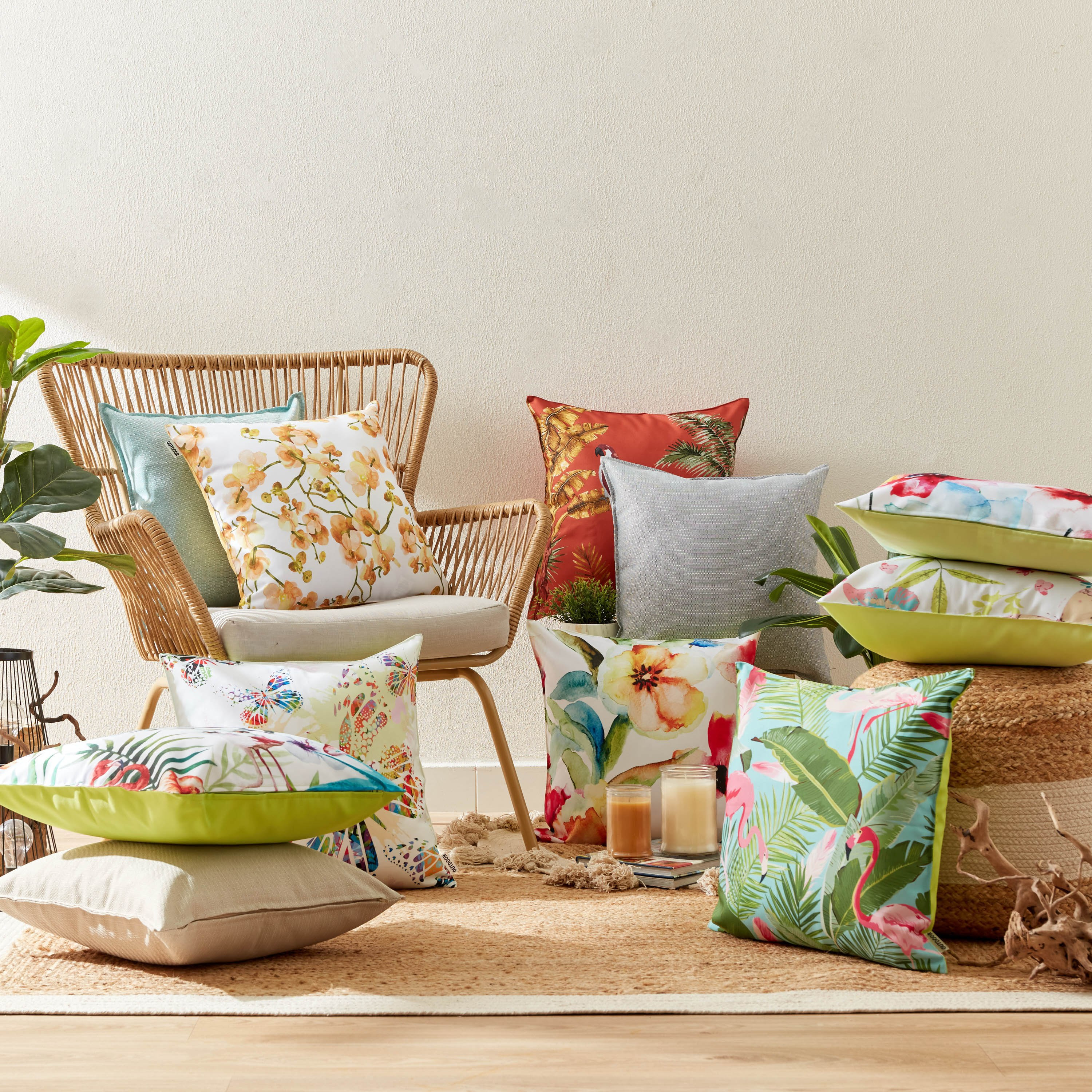 Outdoor 2024 floral cushions