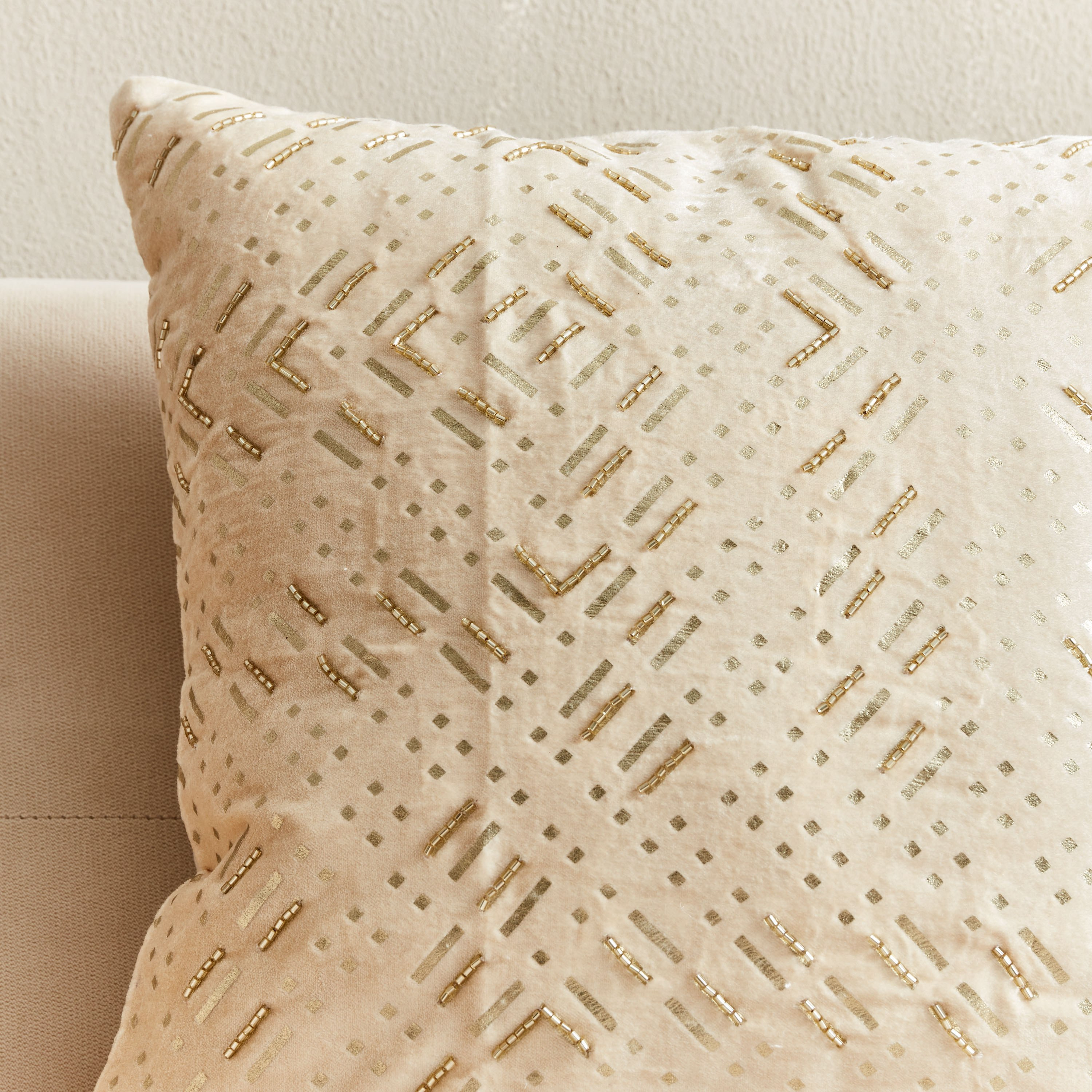 غطاء وسادة مخملي من بيترا - 45x45 سم-PROMO_HB_AE_B1G1_250925-image-2