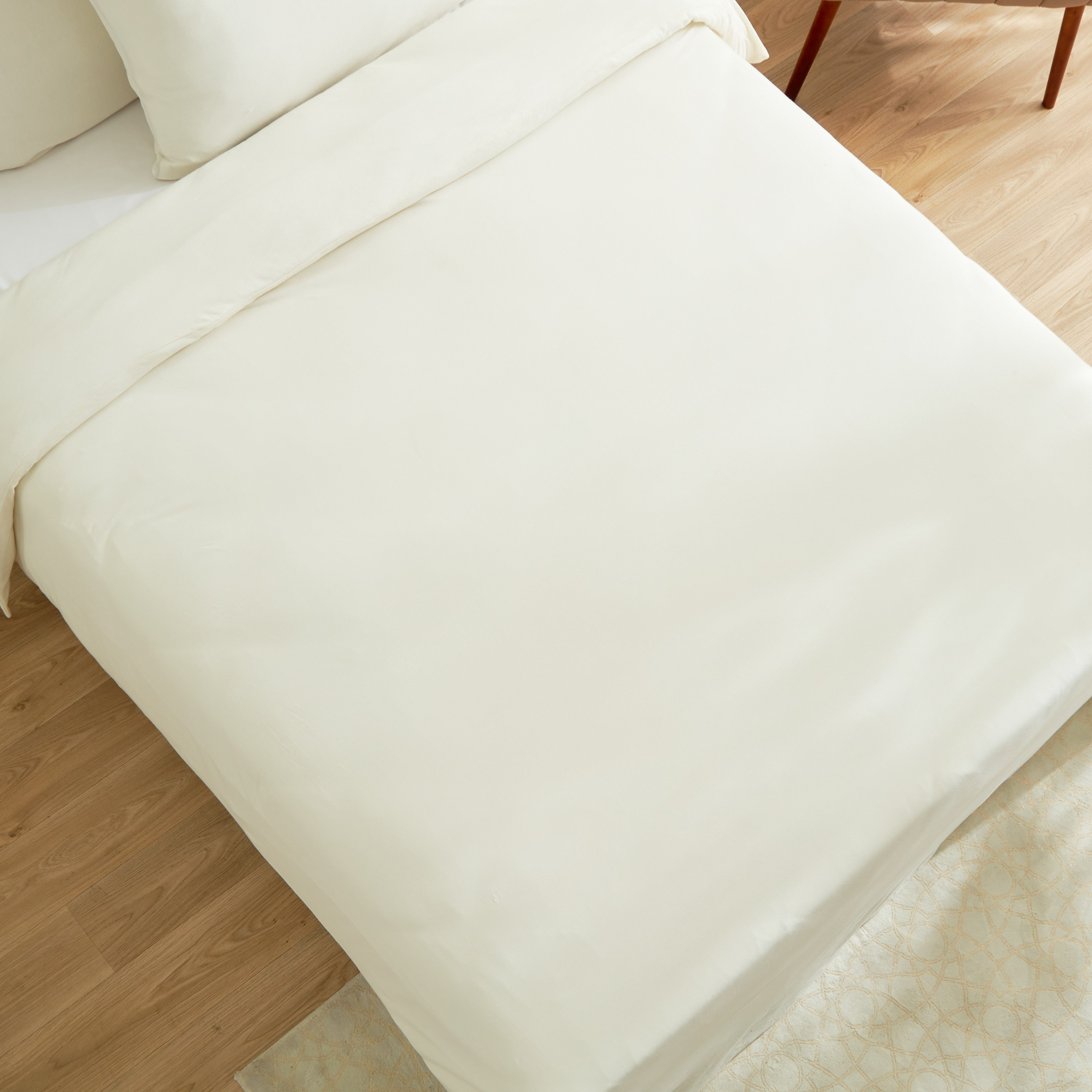 طقم غطاء لحاف كوين 4 قطع جيرسي من سوبر سوفت - 200x240 سم-hbxhomeware-hbxdecorandfurnishings-image-3