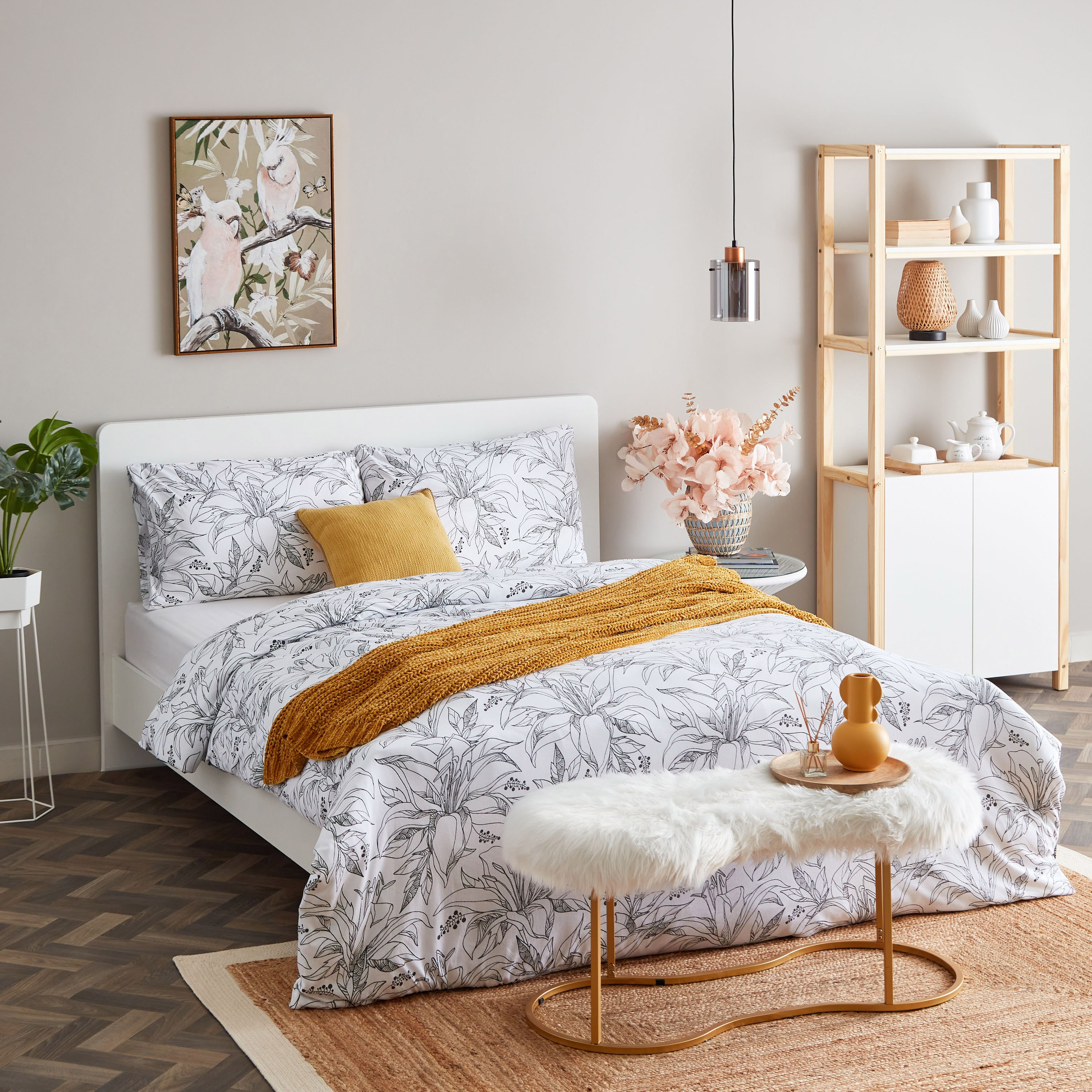 طقم غطاء لحاف جيرسي كوين 4 قطع بطبعات زنبق مزخرف على وجهين من سوبر سوفت - 200x240 سم-hbxhomeware-hbxdecorandfurnishings-image-11