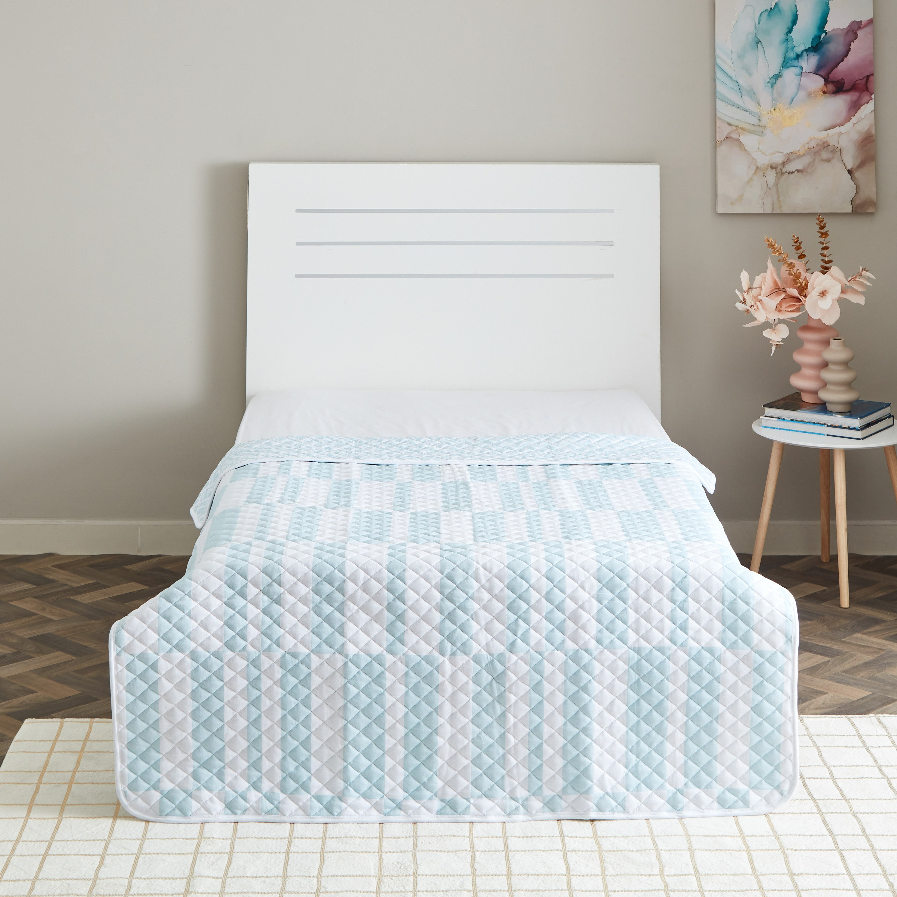 مفرش سرير مزدوج جيرسي بطبعات من سوبر سوفت - 150x200 سم-hbxdecorandfurnishings-bedding-bedspreadsandquilts-image-2