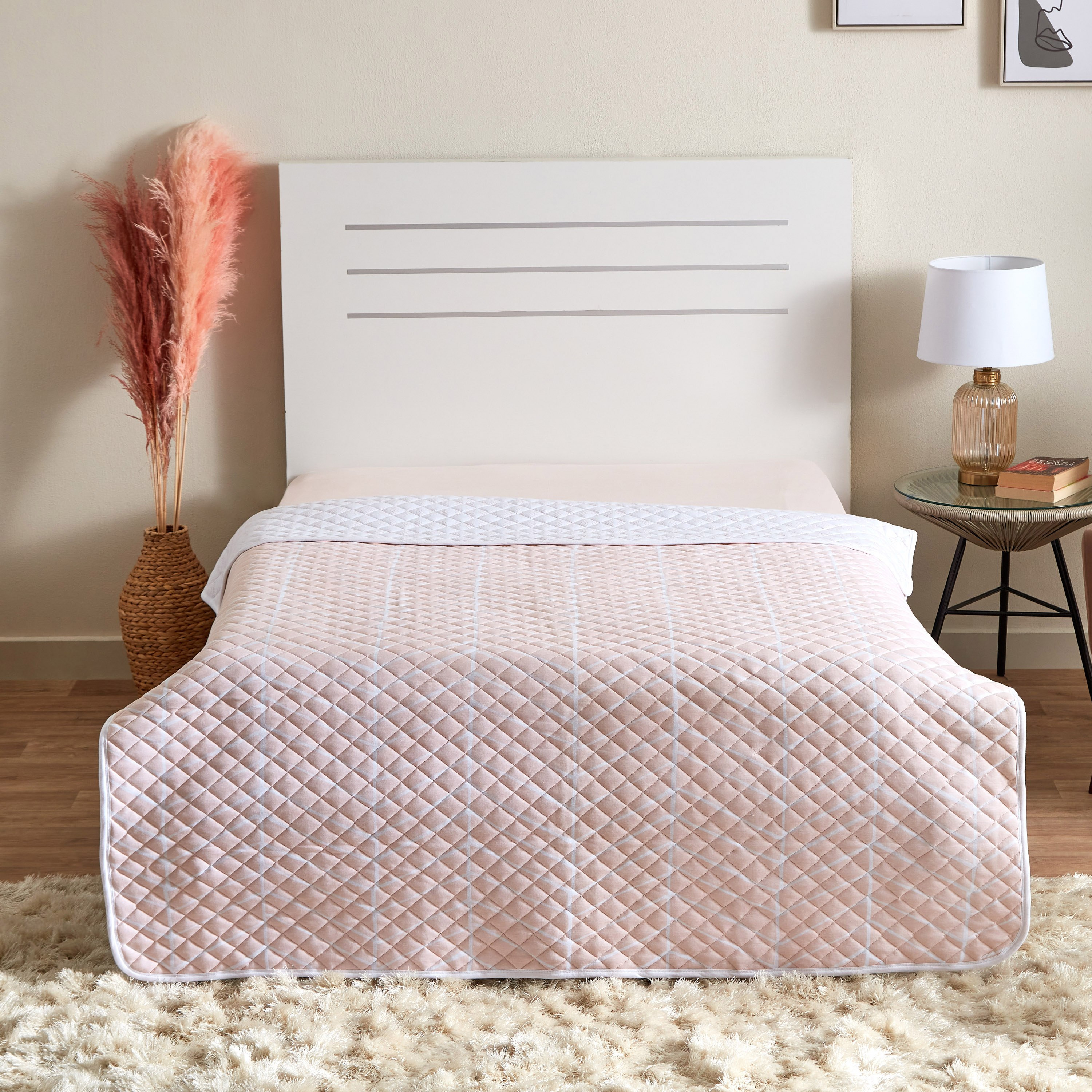 مفرش سرير جيرسي مزدوج فائق النعومة بطبعات شيفرون - 150×200 سم-hbxdecorandfurnishings-bedding-bedspreadsandquilts-image-3