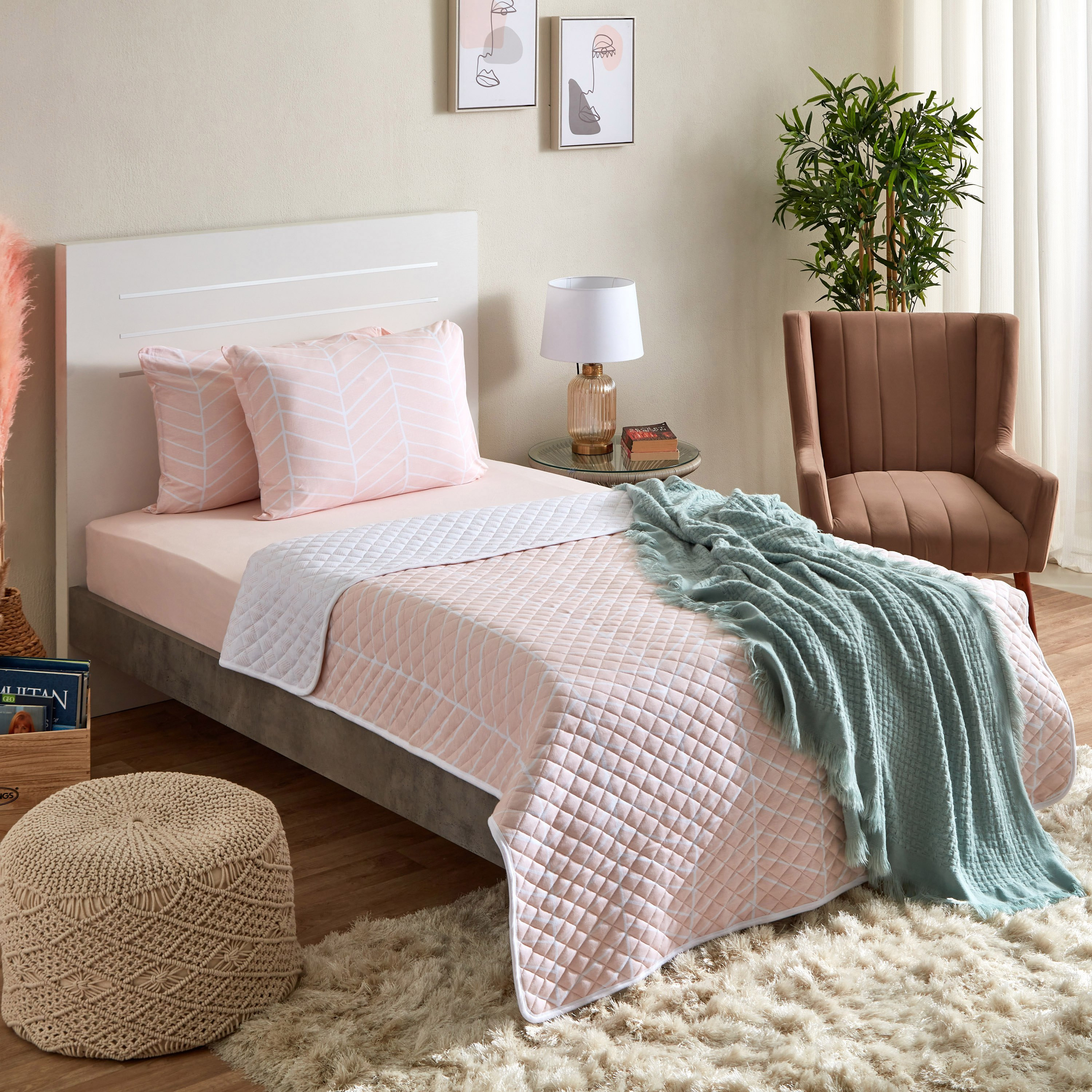 مفرش سرير جيرسي مزدوج فائق النعومة بطبعات شيفرون - 150×200 سم-hbxdecorandfurnishings-bedding-bedspreadsandquilts-image-7
