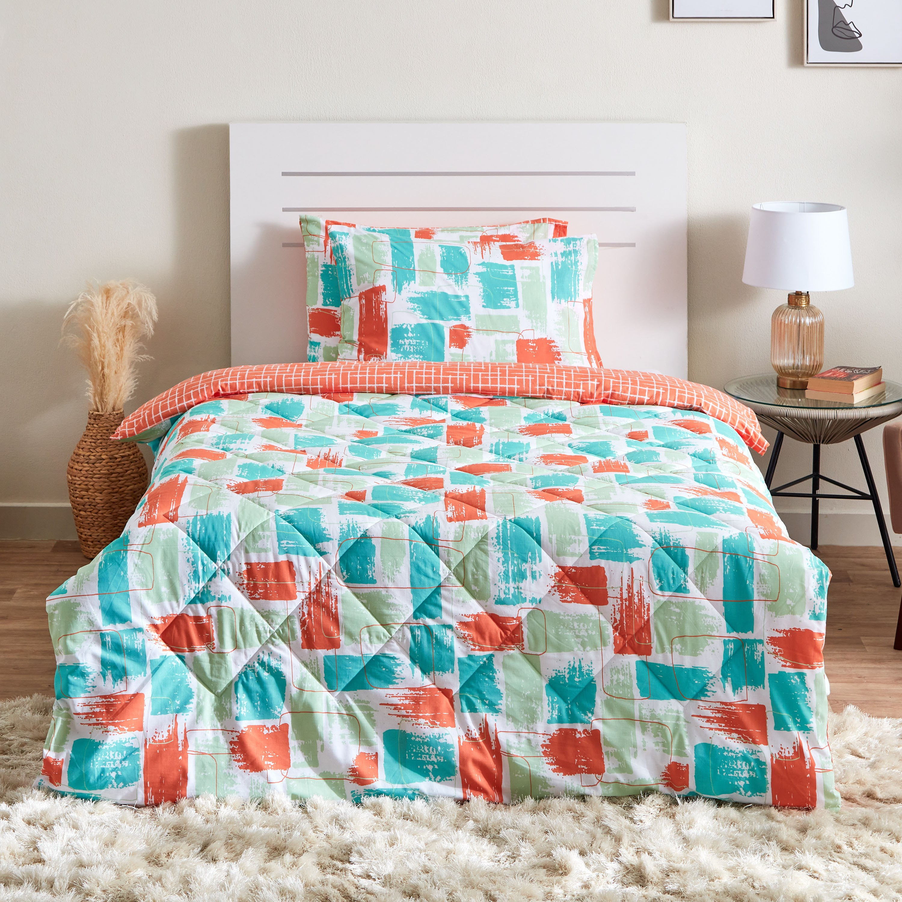 طقم لحاف قطني مزدوج على الوجهين بطبعات تجريدية 3 قطع من زايلا - 160x220 سم-hbxhomeware-hbxdecorandfurnishings-image-2