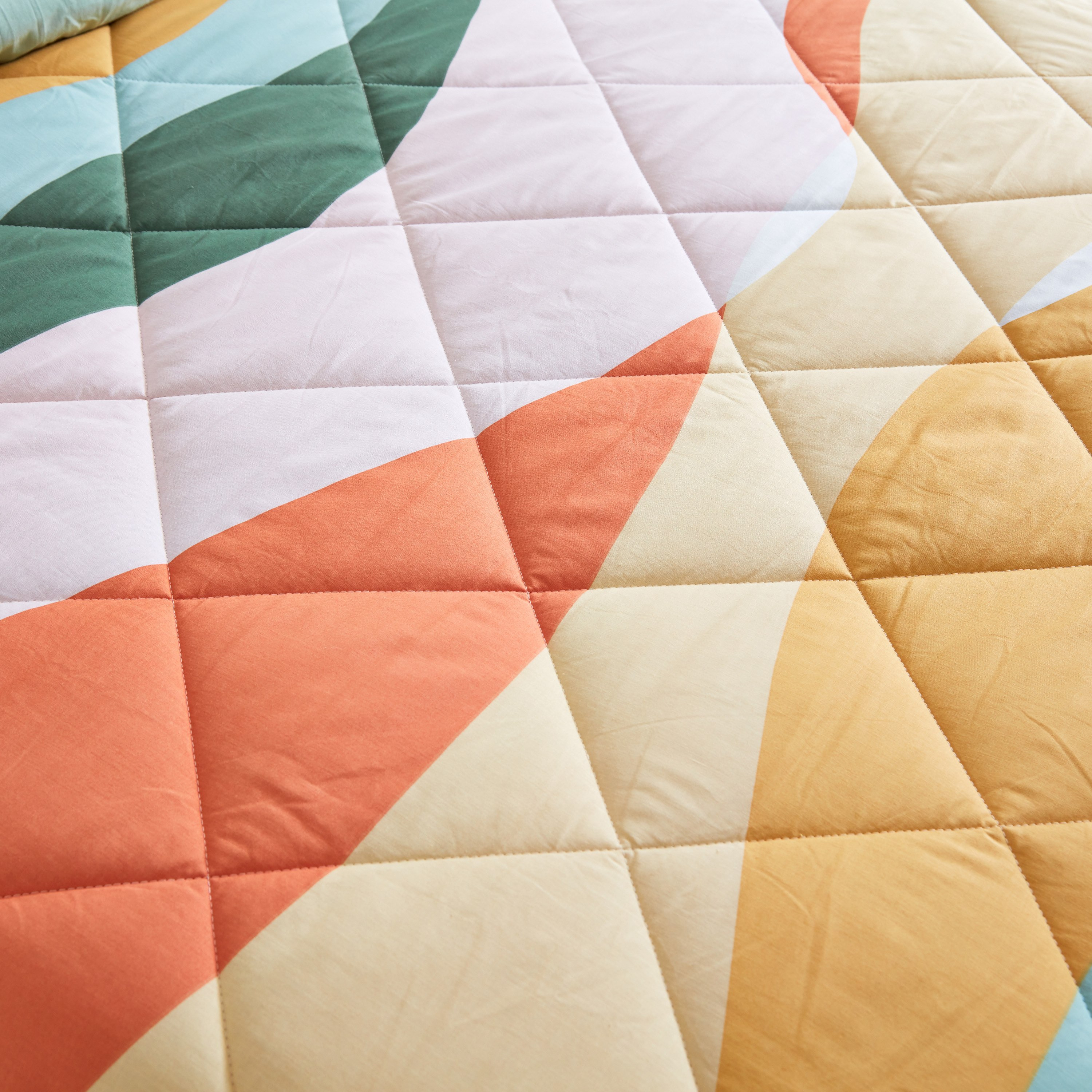 طقم لحاف مزدوج قطني على الوجهين 3 قطع بطبعات موجات متعددة من زايلا - 160x220 سم-hbxhomeware-hbxdecorandfurnishings-image-6