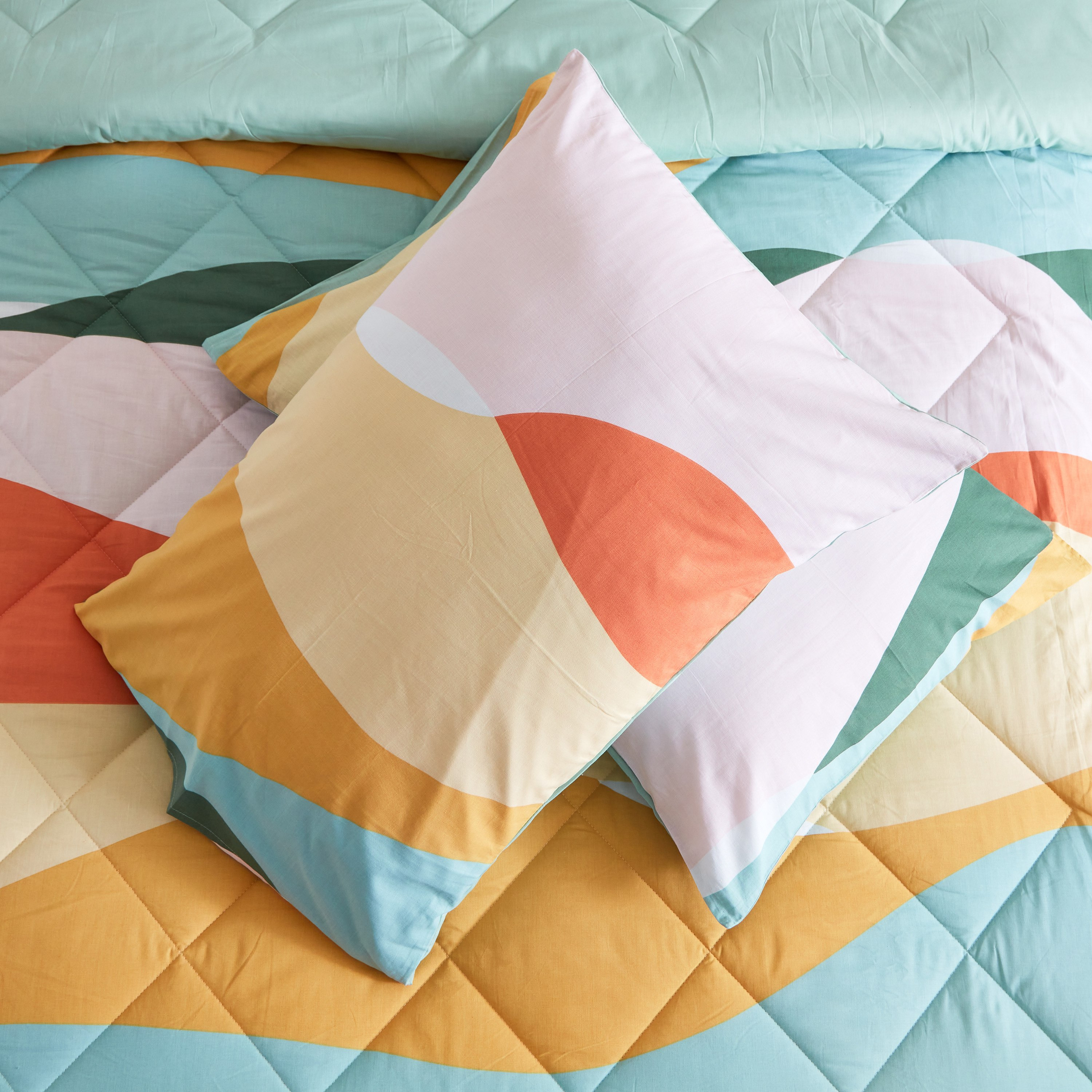طقم لحاف مزدوج قطني على الوجهين 3 قطع بطبعات موجات متعددة من زايلا - 160x220 سم-hbxhomeware-hbxdecorandfurnishings-image-7