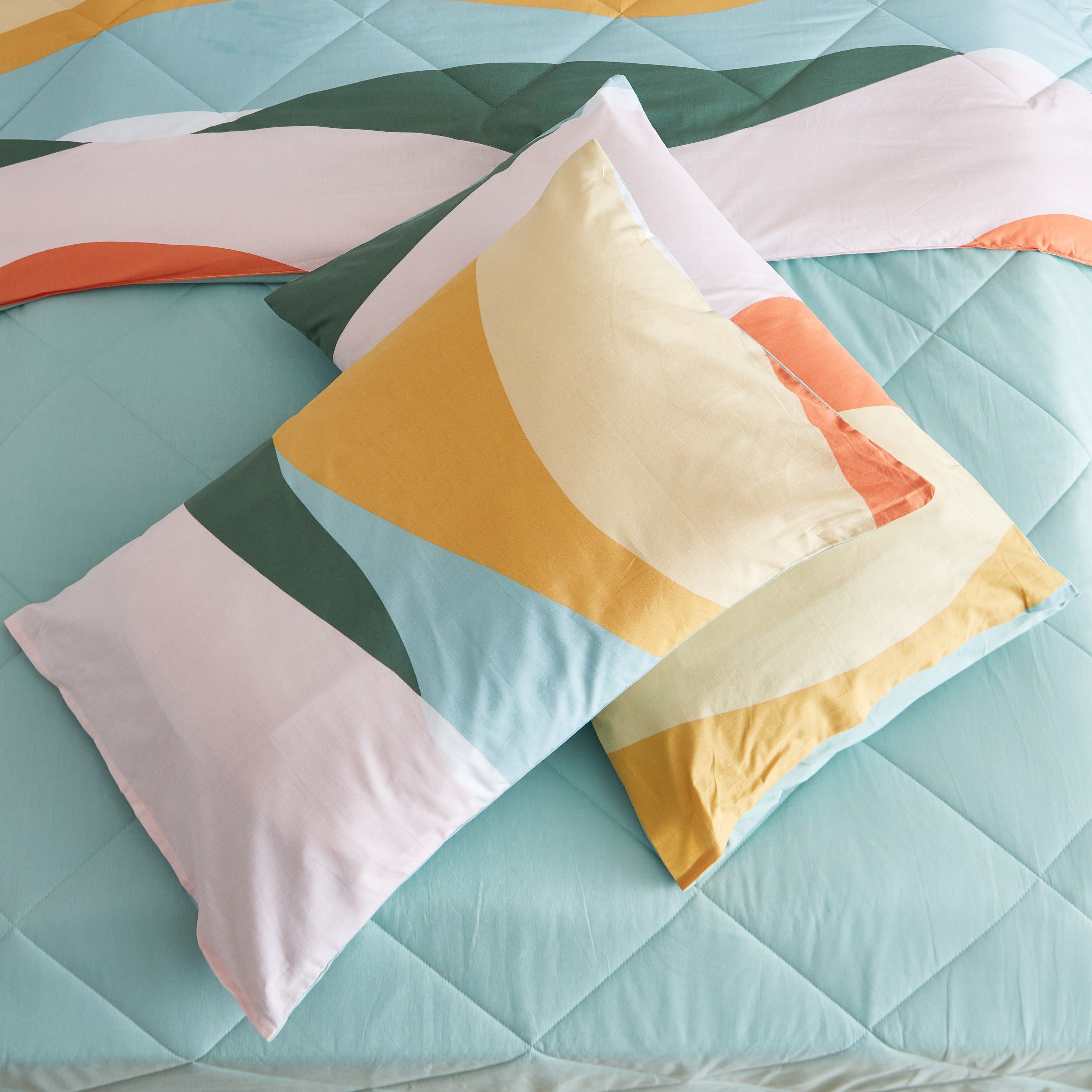 طقم لحاف قطن كوين يستخدم على الوجهين 3 قطع بطبعات من زايلا - 200x240 سم-hbxhomeware-hbxdecorandfurnishings-image-7