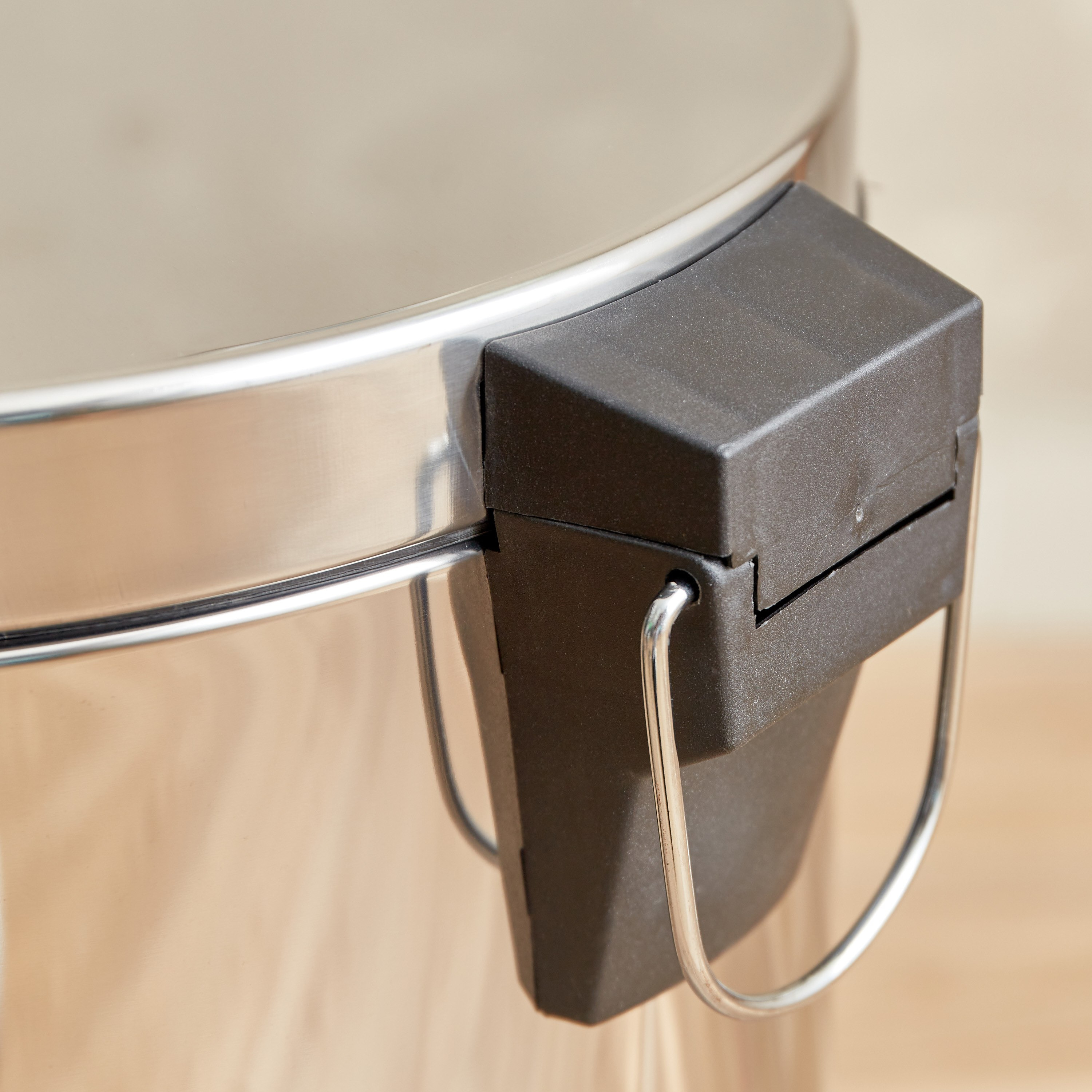 سلّة نفايات ستانلس ستيل بدواسة من تمارا - 12 لتر-hbxhomeware-hbxbathroom-image-6