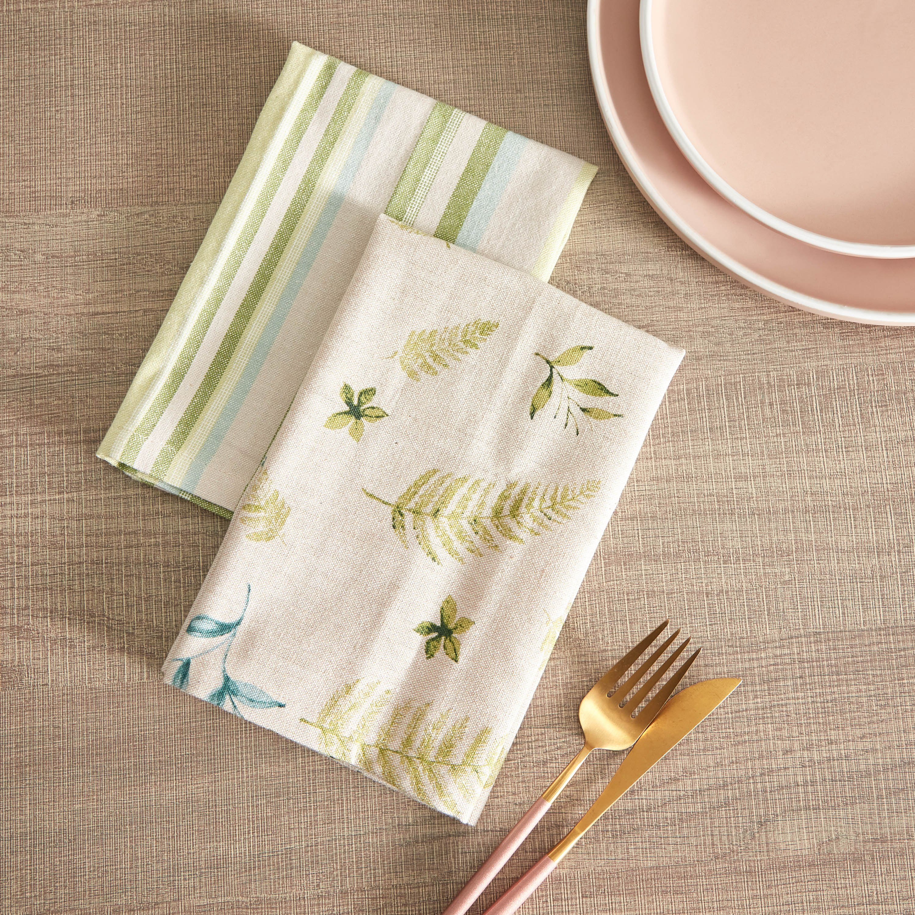 طقم مناديل طاولة أفريل بوتانيك قطعتين من بايتون- 40x40 سم-hbxdecorandfurnishings-homefurnishings-tablelinens-image-1