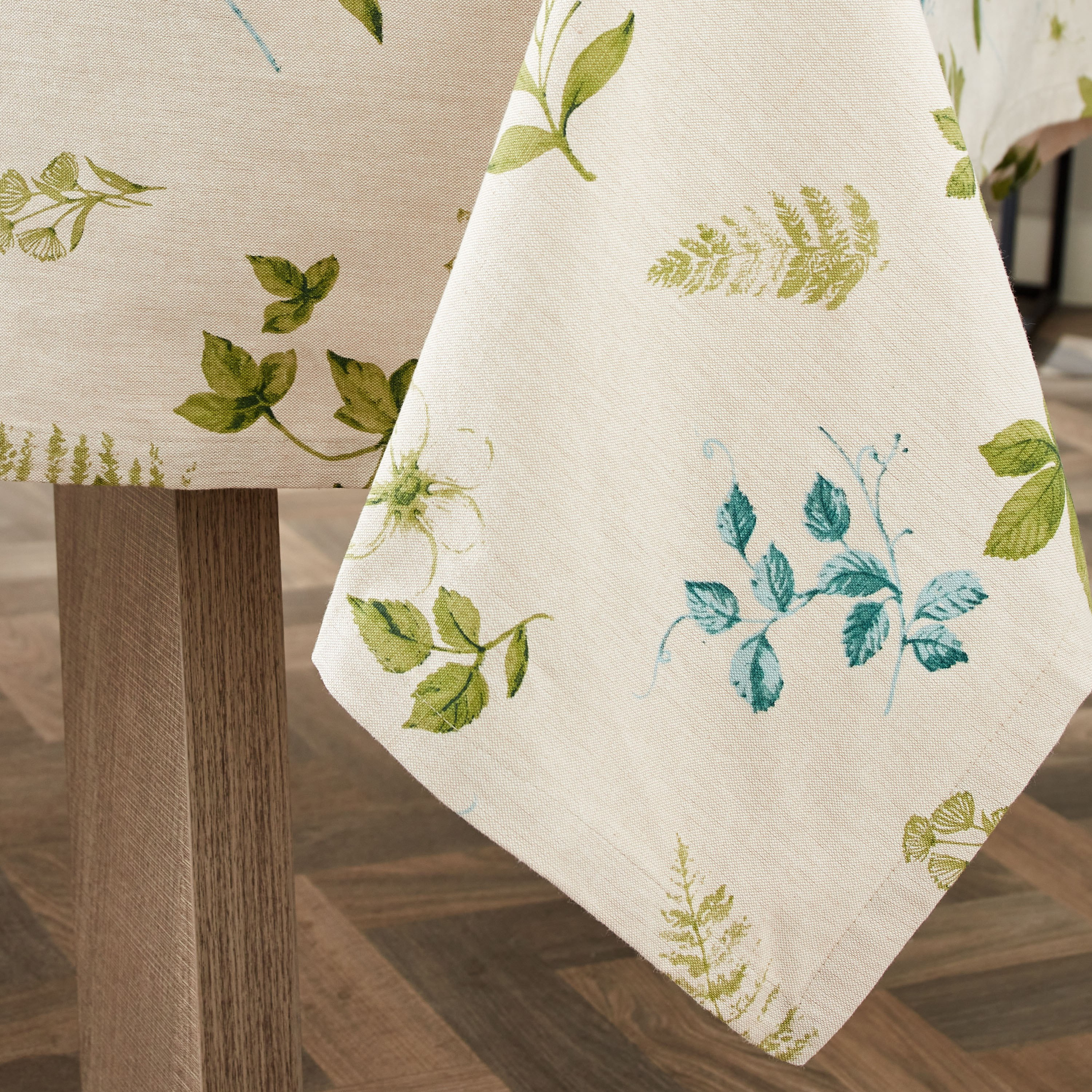 مفرش طاولة من بايتون - 130x170 سم-hbxdecorandfurnishings-homefurnishings-tablelinens-image-2