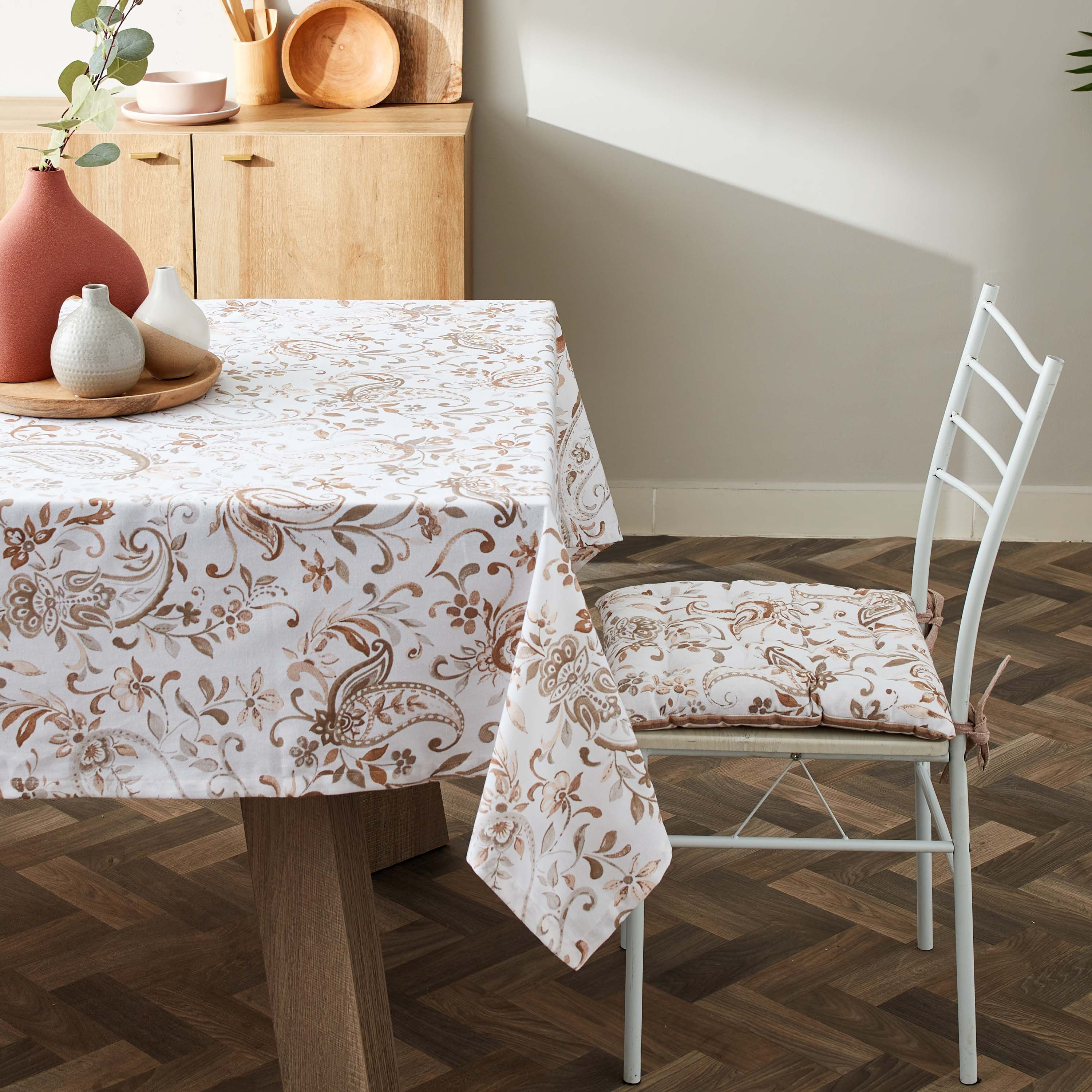 غطاء طاولة بيزلي سيانا من هارلي - 130x170 سم-hbxdecorandfurnishings-homefurnishings-tablelinens-image-4