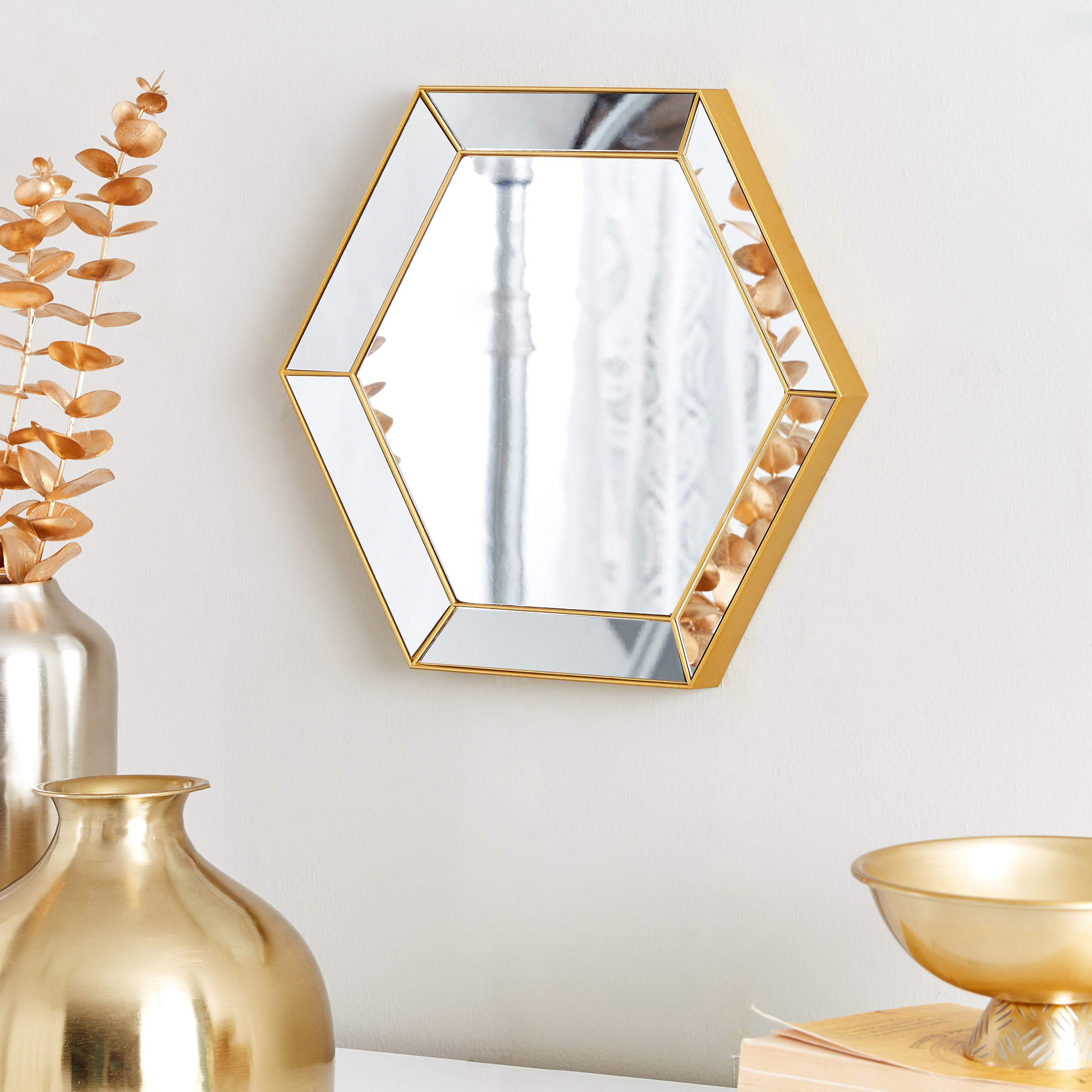 مرآة حائط سداسية للديكور من هايلي - 30x1.5x30 سم-hbxhomeware-hbxdecorandfurnishings-image-2