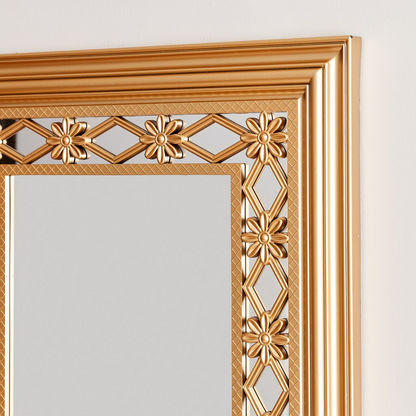 Hailee Modern Rectangular Wall Mirror - 56x3x70.5 cms