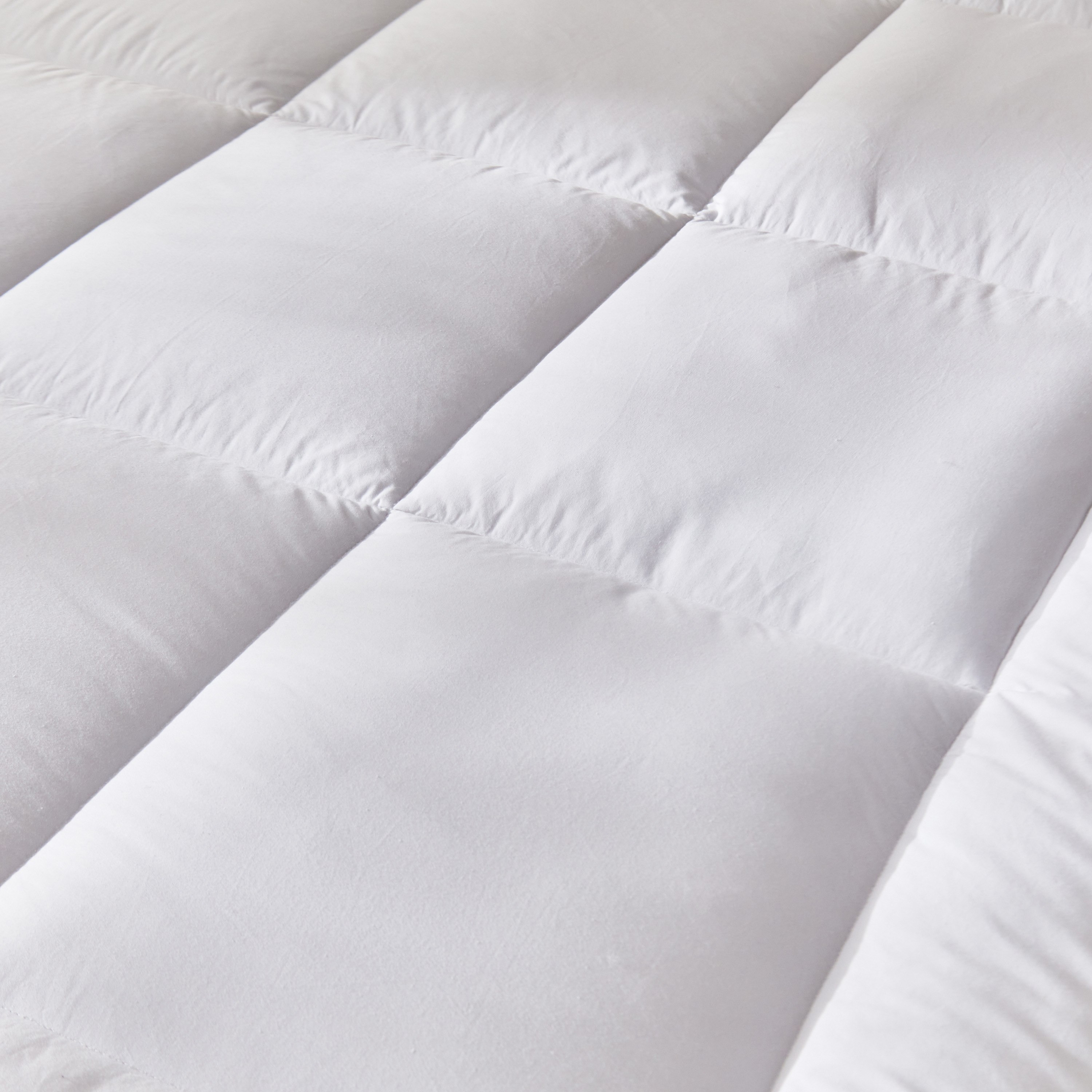 لبادة مرتبة فردية داون ألترناتيف من ريجال - 90x200+5 سم-hbxhomeware-hbxdecorandfurnishings-image-4