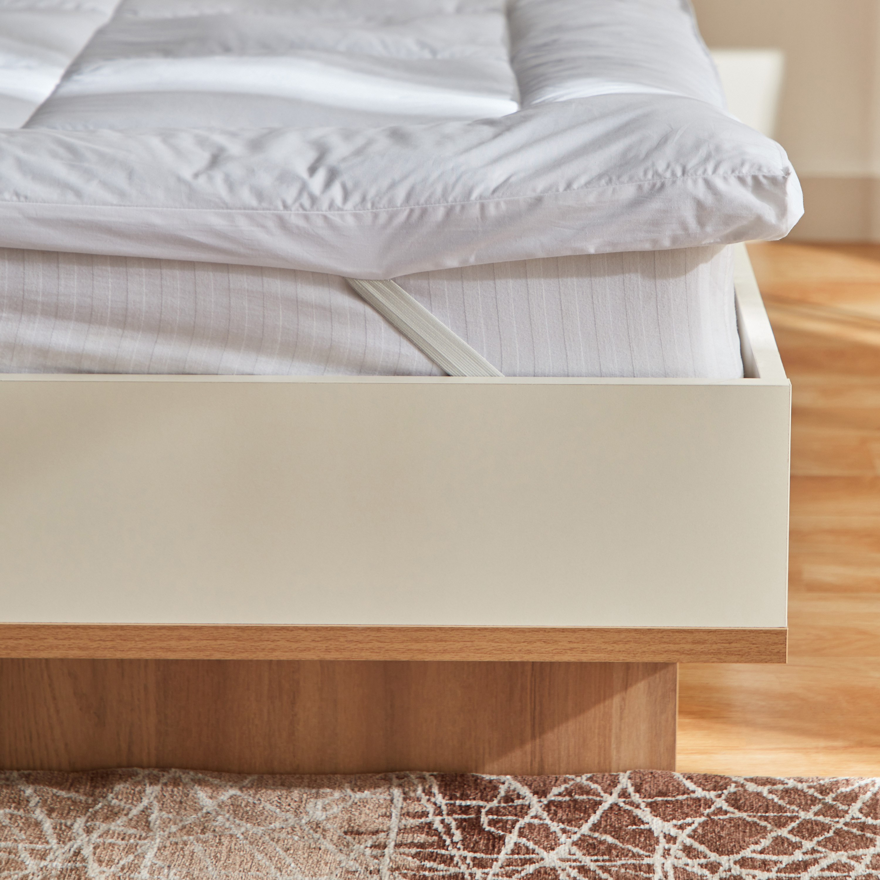 لبادة مرتبة سوبر كينج داون ألترناتيف من ريجال - 200x200+5 سم-hbxhomeware-hbxdecorandfurnishings-image-4