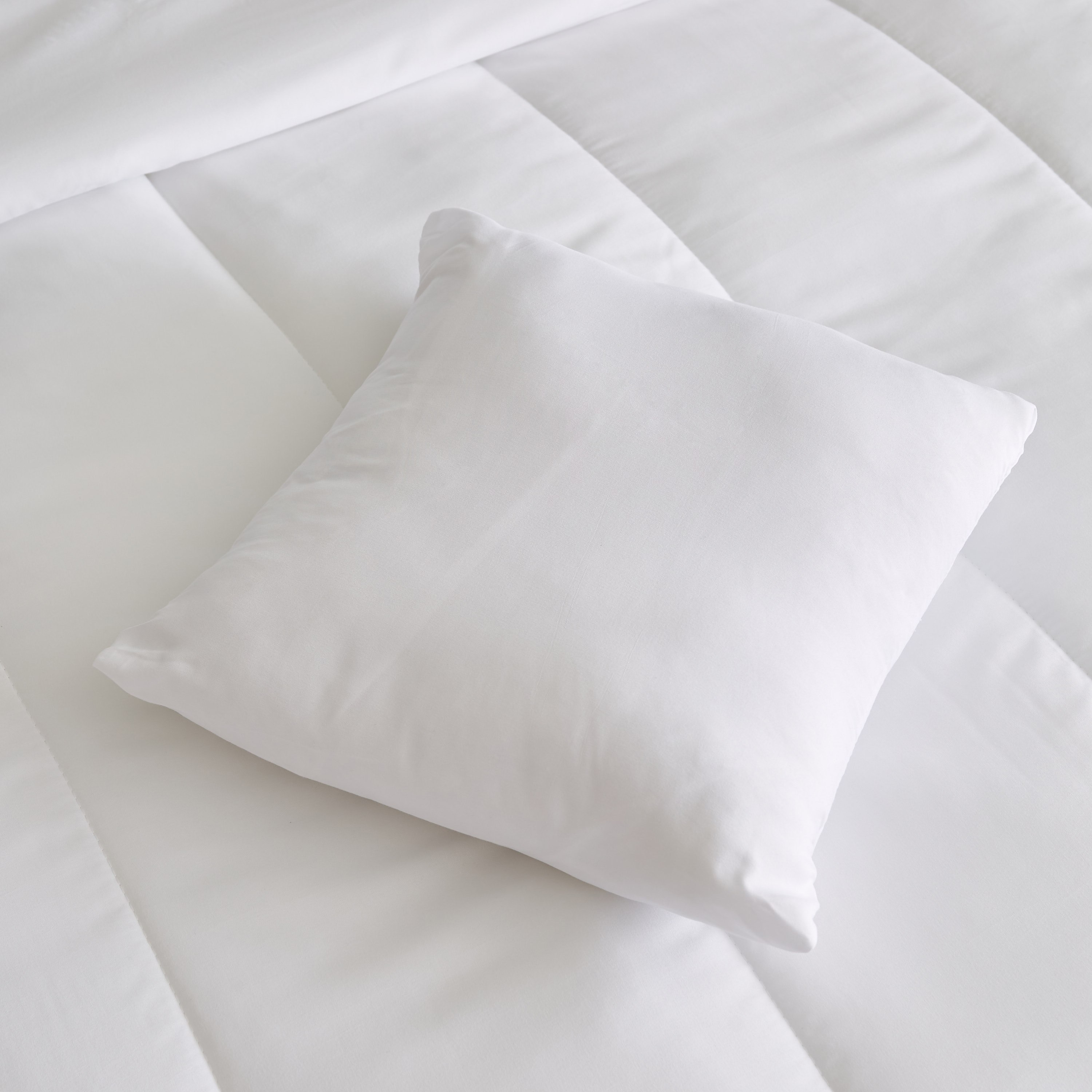 طقم مفروشات سرير كينج مايكروفايبر 5 قطع من أندورا - 240x220 سم-hbxhomeware-hbxdecorandfurnishings-image-6
