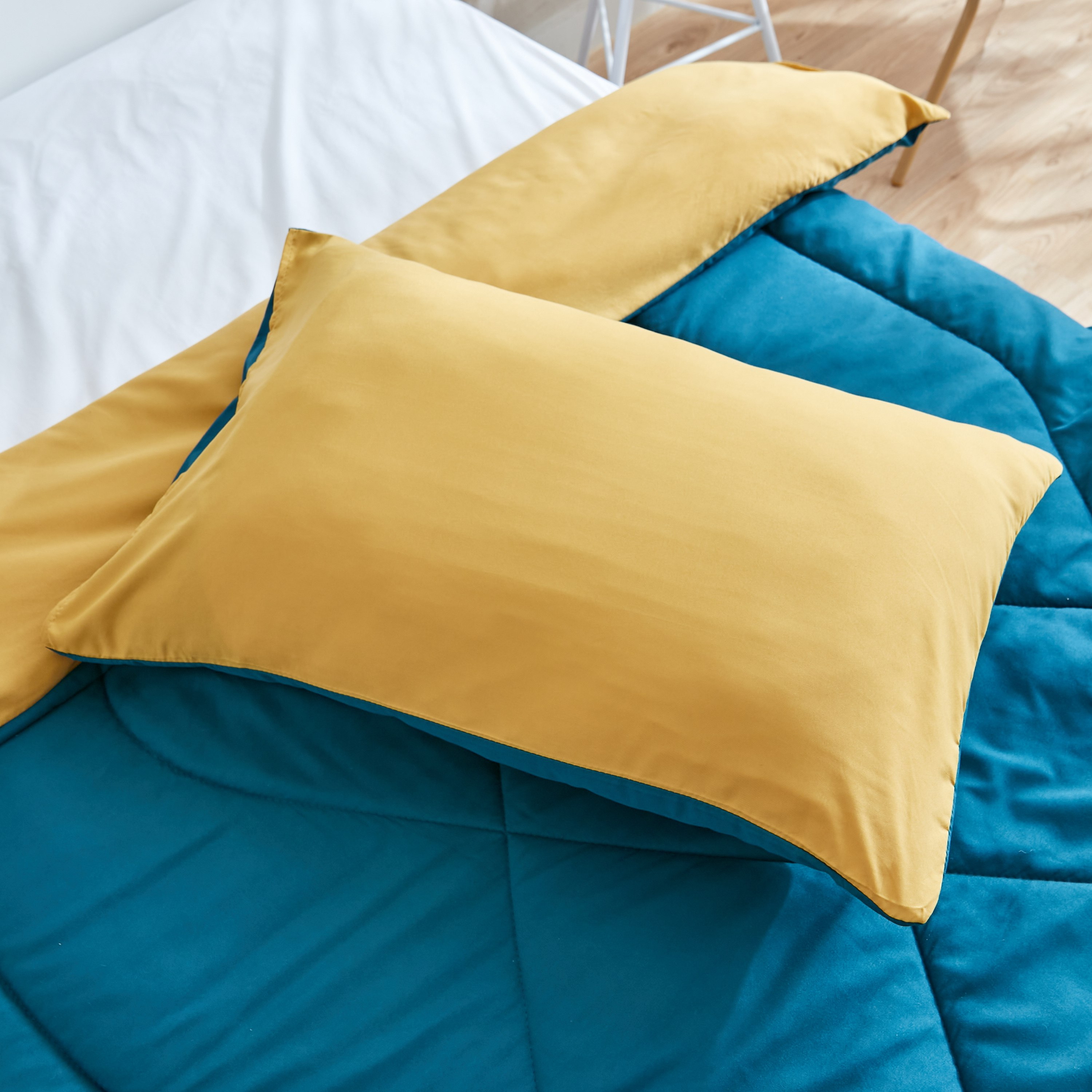 طقم لحاف مزدوج ألياف دقيقة يستخدم على الوجهين قطعتين من ديربي - 160x220 سم-hbxkidsandyouth-beddingandfurnishings-comfortersets-image-8