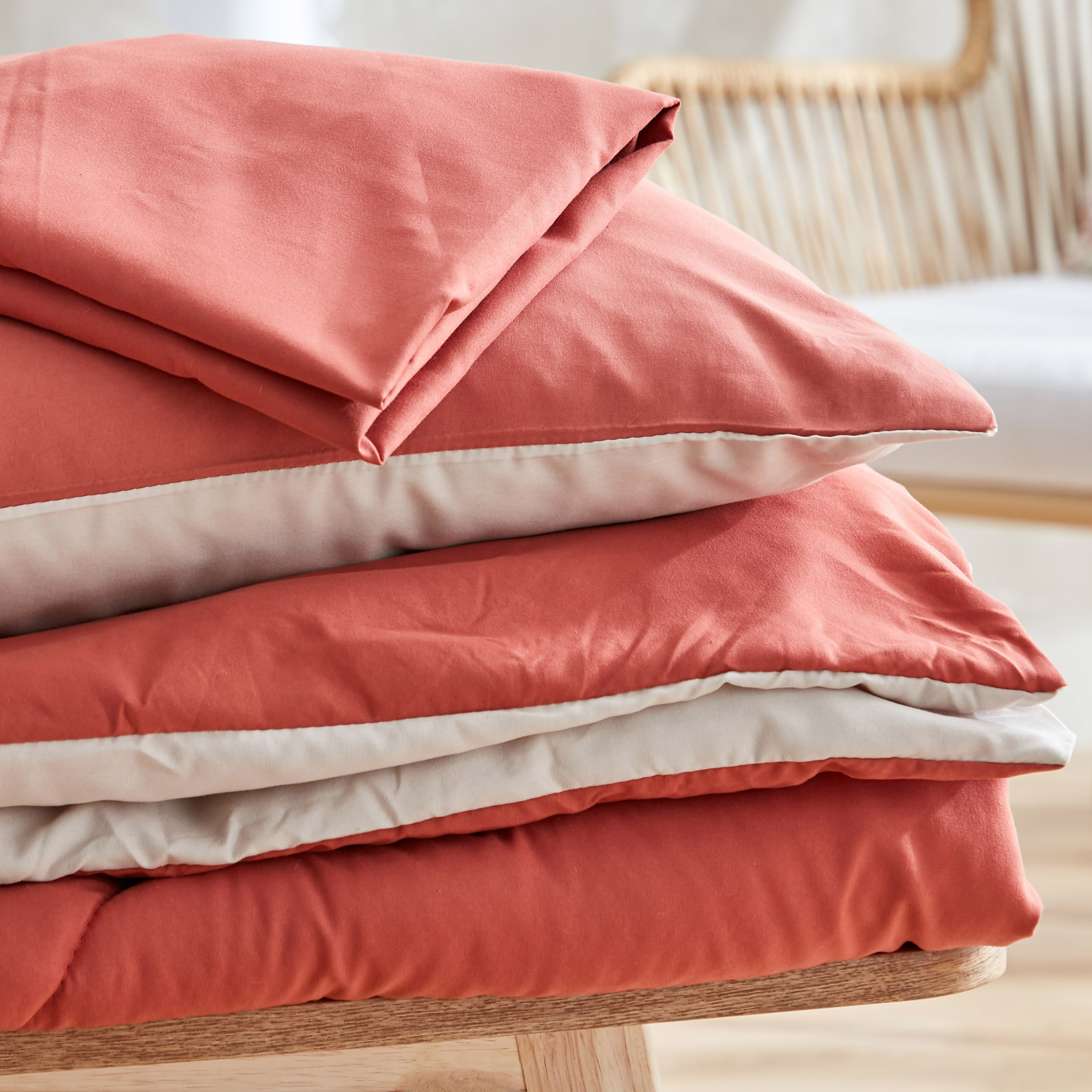 شرشف مطاطي مزدوج سادة من الألياف الدقيقة من ديربي - 120x200+25 سم-hbxhomeware-hbxbedroom-image-9