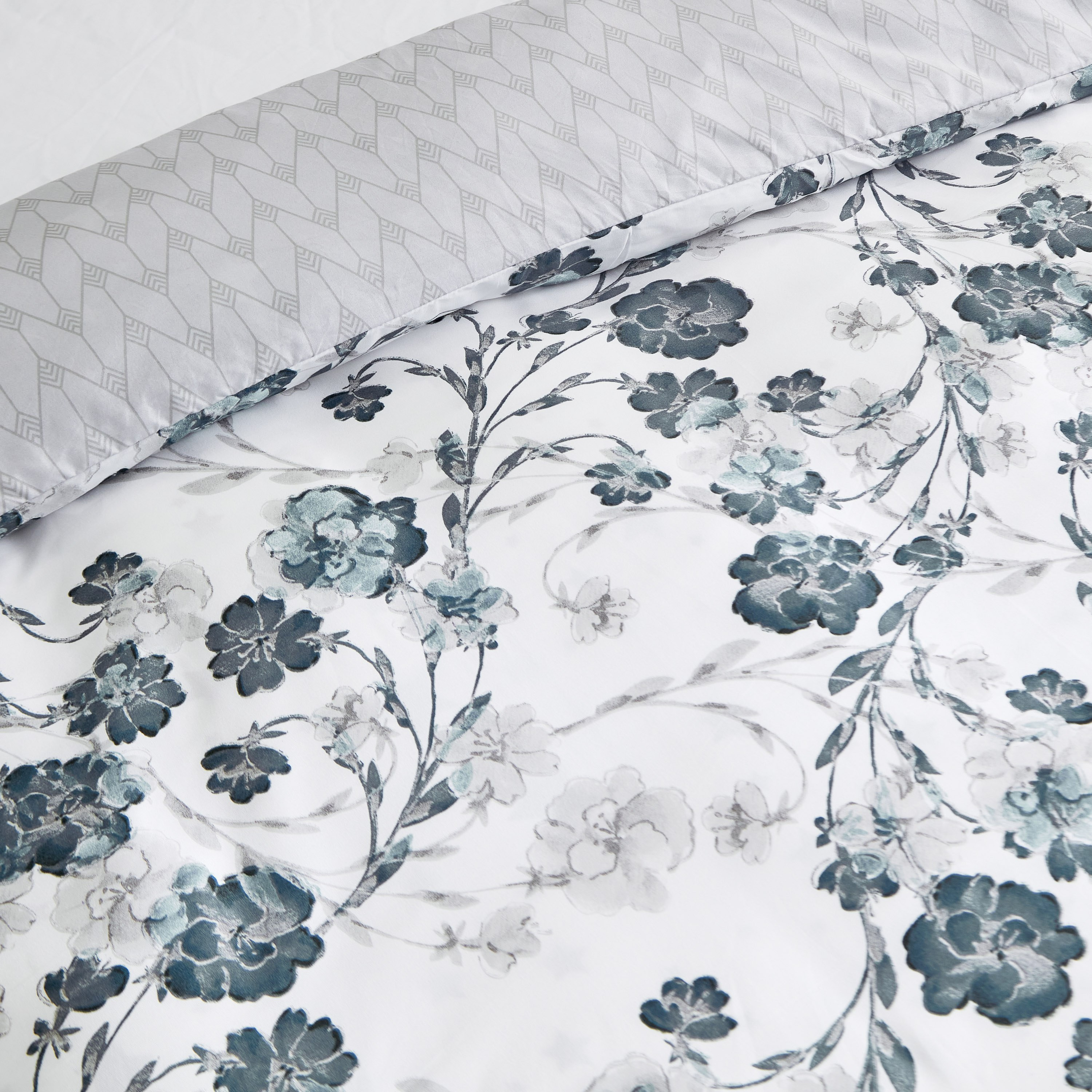 Posey 3-Piece Printed Microfibre Twin Duvet Cover Set - 150x220 cm-PROMO_HB_AE_B1G1_250925-image-5