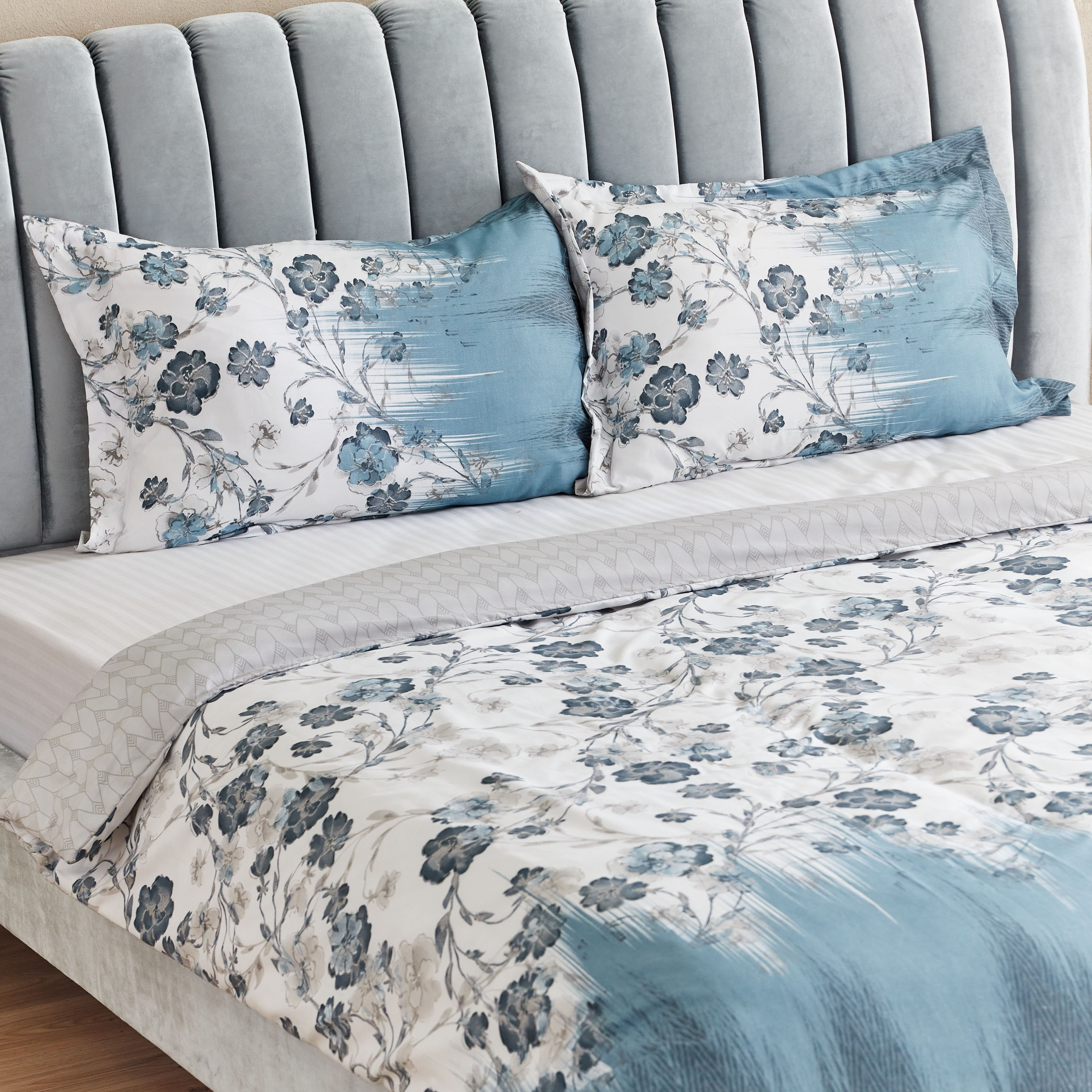 Posey 3-Piece Printed Microfiber Super King Duvet Cover Set - 220x240 cm-PROMO_HB_AE_B1G1_250925-image-3