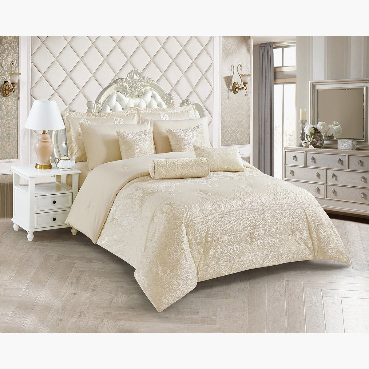 طقم لحاف جاكارد سوبر كينج 10 قطع شنيل من إيسلين - 240x240 سم-hbxhomeware-hbxdecorandfurnishings-image-1