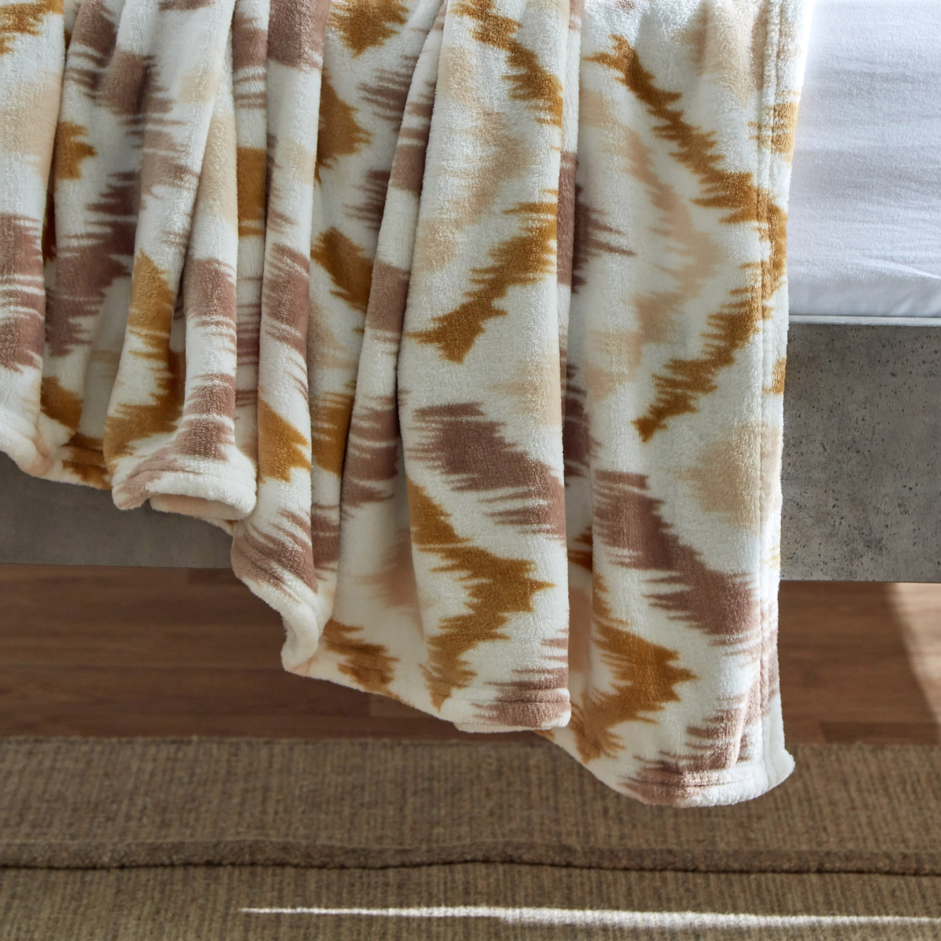 بطانية مزدوجة ايكات فلانيل من ماتريكس - 200x140 سم-hbxhomeware-hbxbedroom-image-5