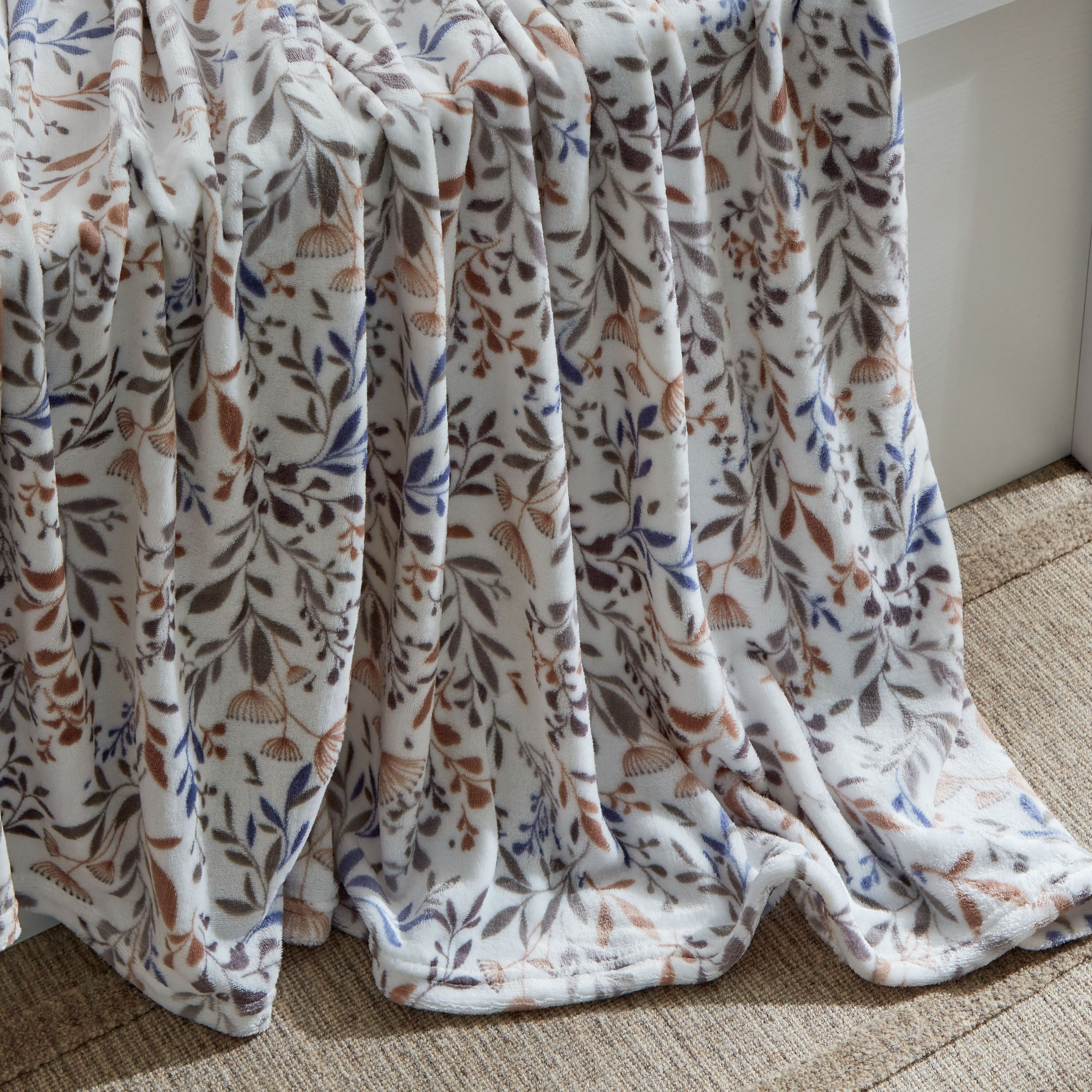 بطانية فلانيل كوين من ماتركيس - 200x220 سم-hbxhomeware-hbxbedroom-image-5