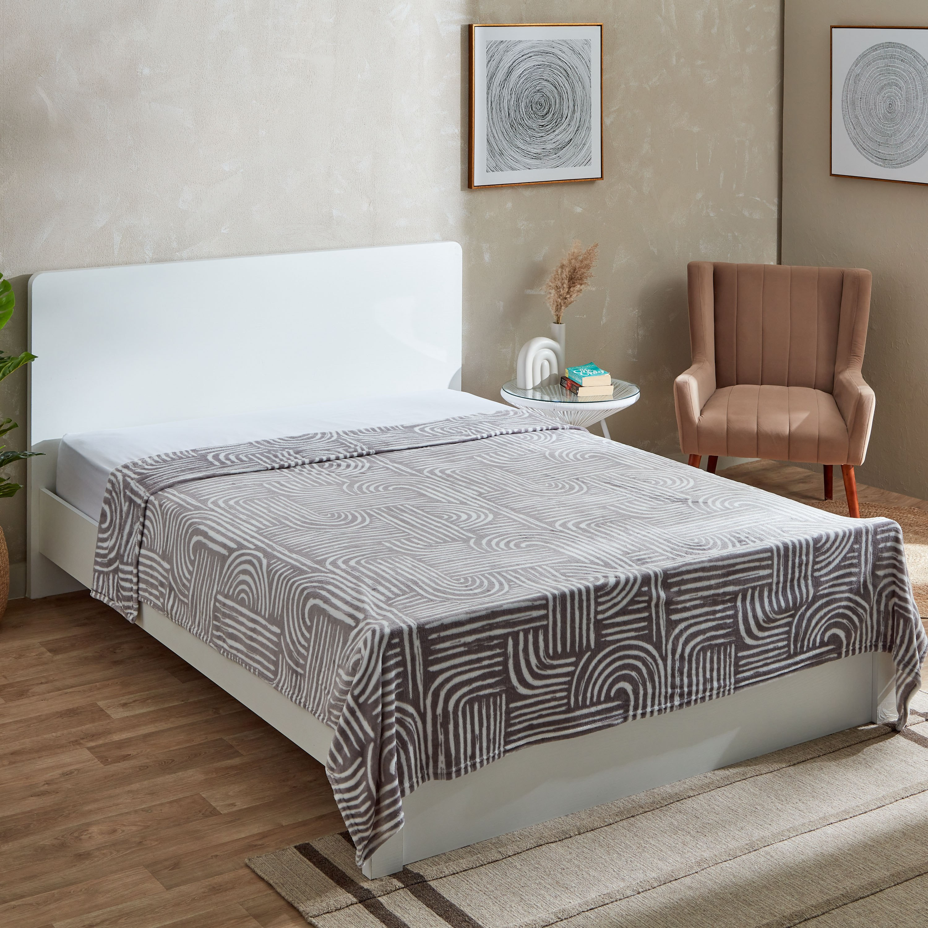 بطانية فلانيل كوين من ماتركيس - 200x220 سم-hbxhomeware-hbxbedroom-image-1