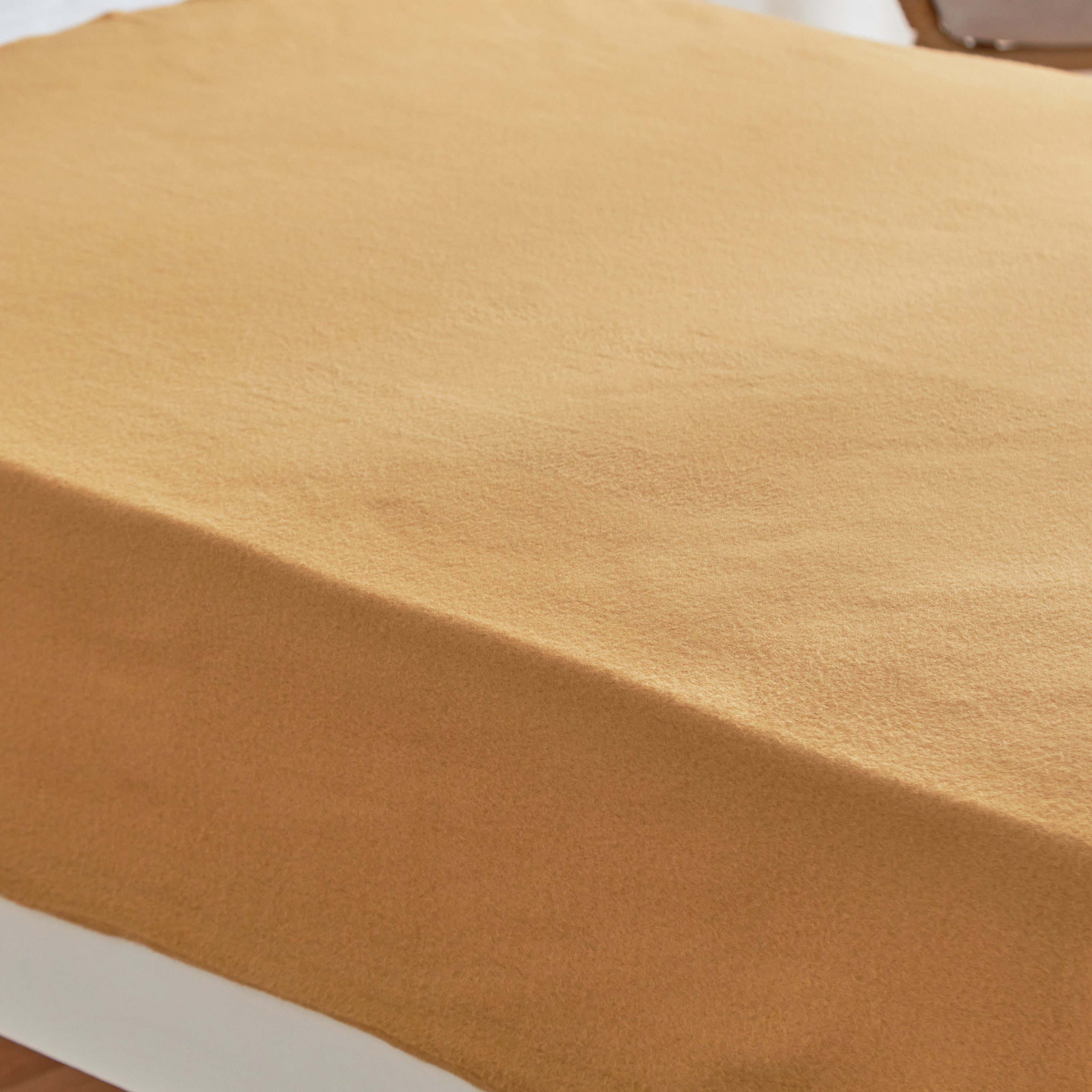 بطانية خفيفة صوف بولار من أتلانتا - 120x160 سم-hbxhomeware-hbxbedroom-image-3