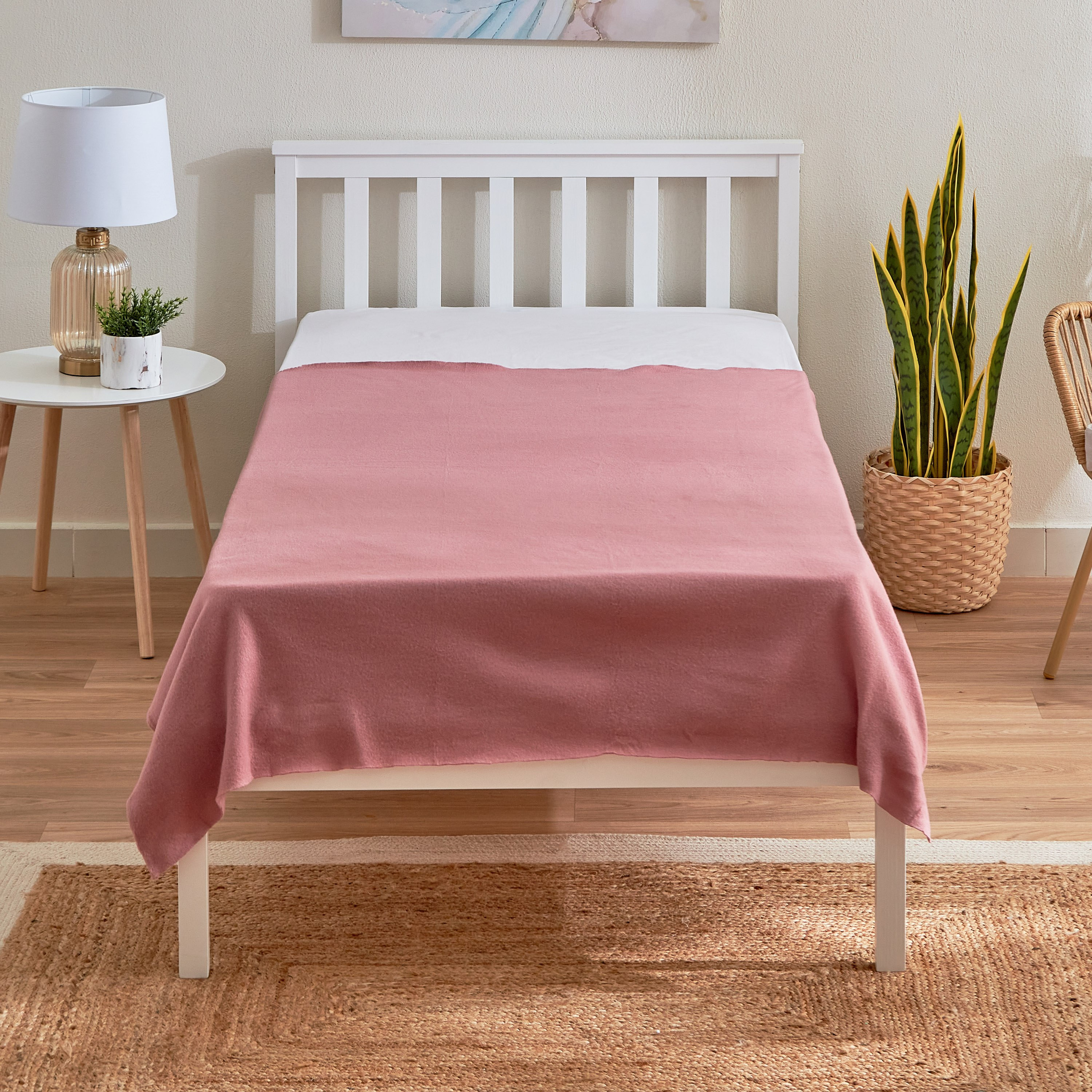 بطانية خفيفة صوف بولار من أتلانتا - 120x160 سم-hbxhomeware-hbxbedroom-image-2