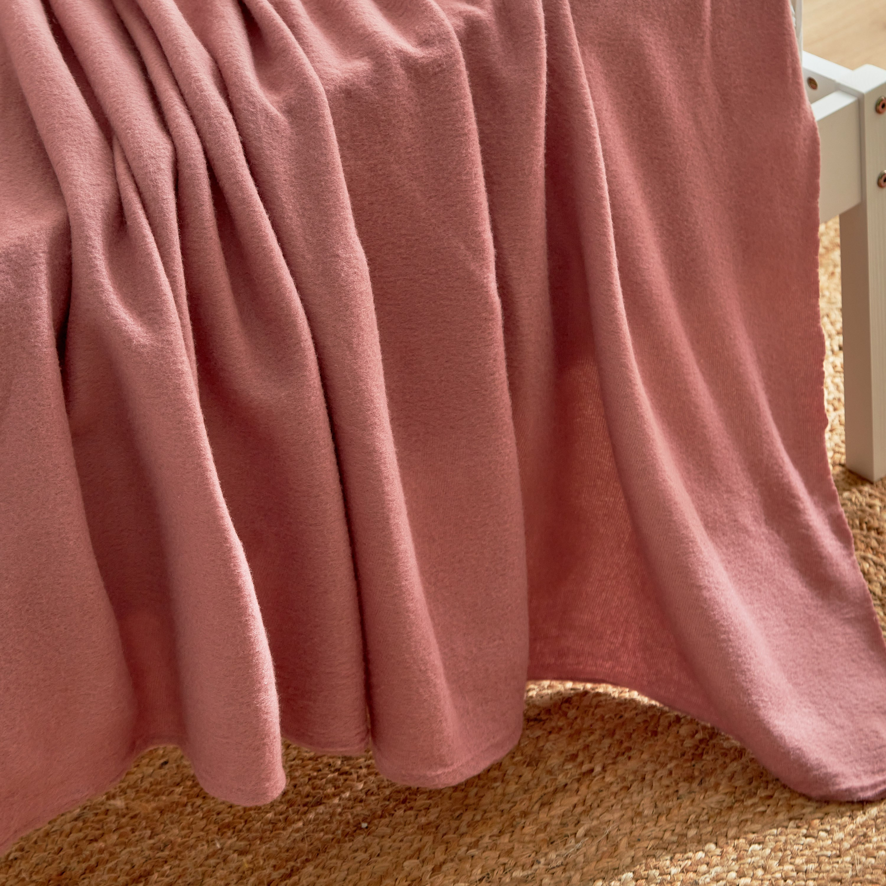 بطانية صوف بولار مزدوجة سادة من أتلانتا - 150x200 سم-hbxhomeware-hbxbedroom-image-5