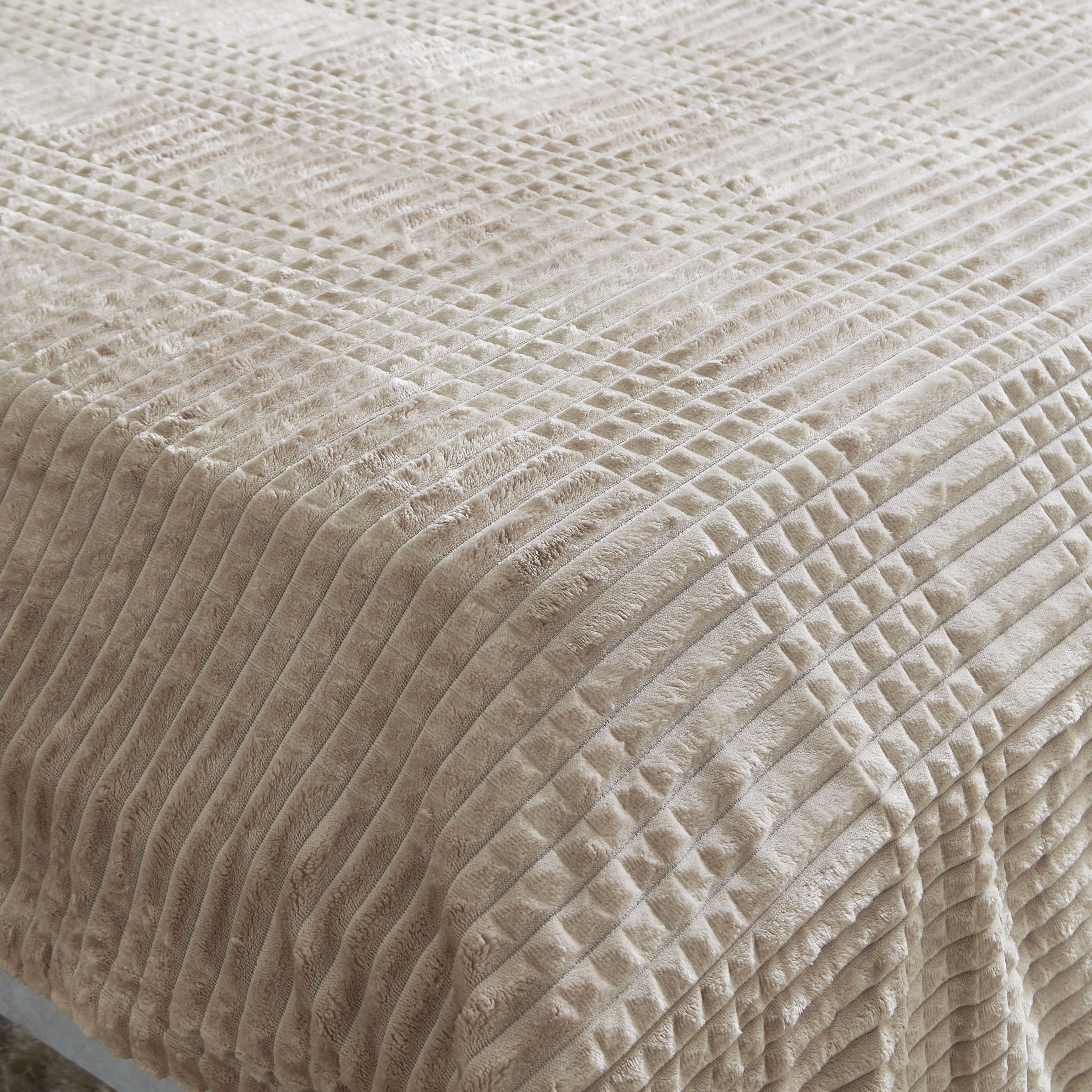 بطانية مزدوجة بطبقة مزدوجة من ألبس - 150x200 سم-hbxhomeware-hbxbedroom-image-4