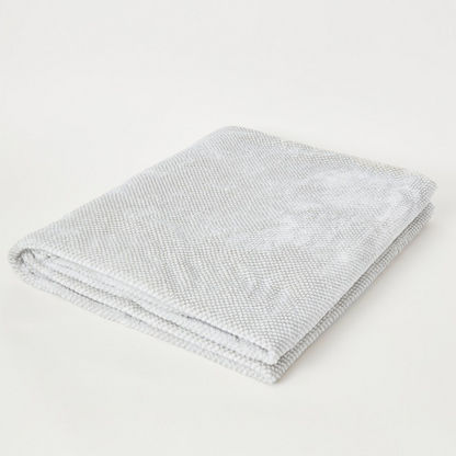 Janara Mini Triangle Twin Blanket - 150x220 cms
