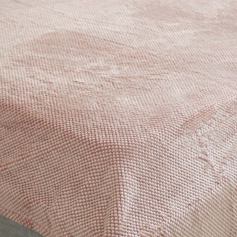 Janara Mini Triangle Queen Blanket - 200x220 cm-Blankets-image-3