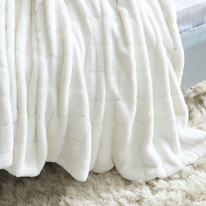Lia Faux Fur Double Layer Twin Blanket - 150x200 cms
