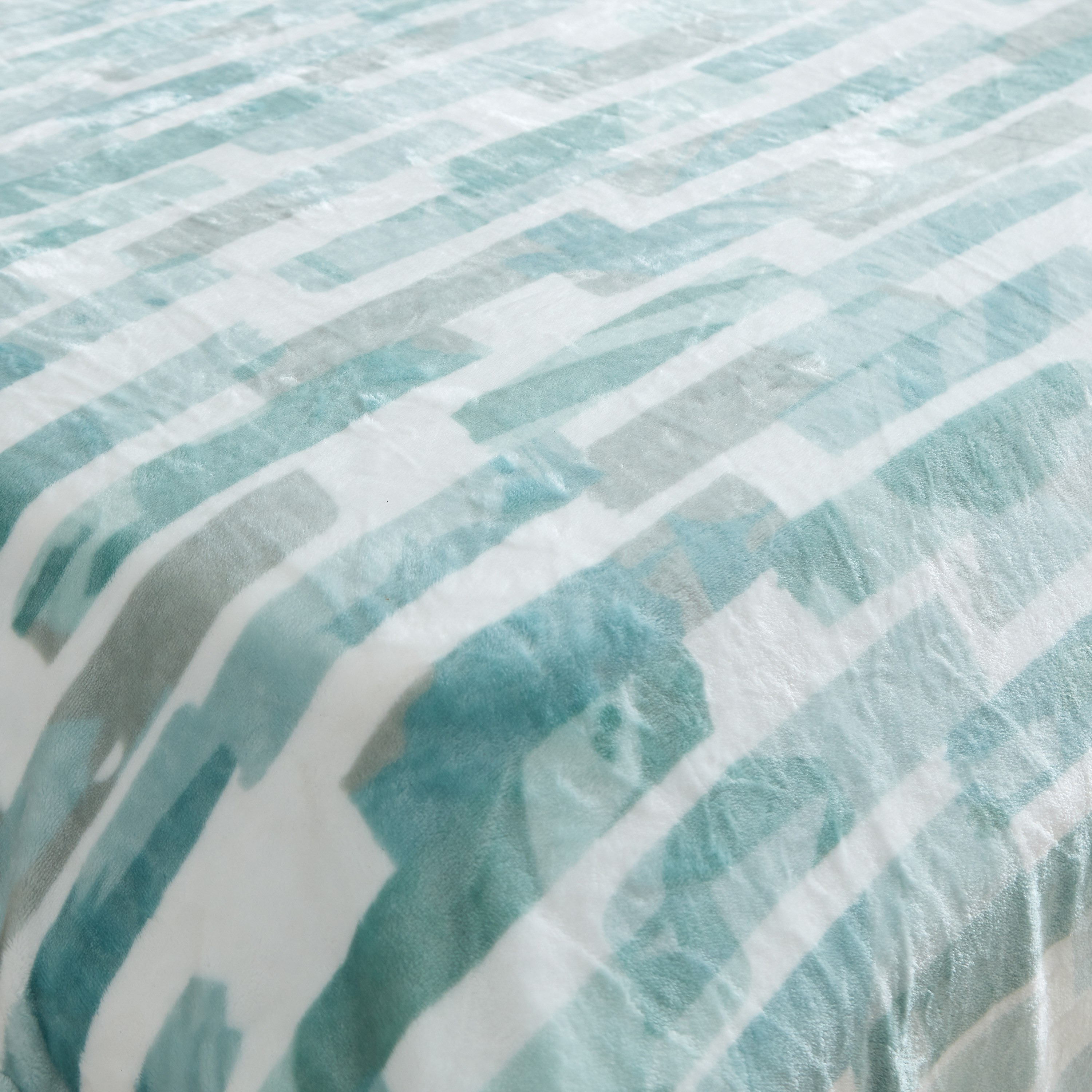 بطانية فلانيل شيربا كوين بطبعات ريكس من براكستون - 200x220  سم-hbxhomeware-hbxbedroom-image-4
