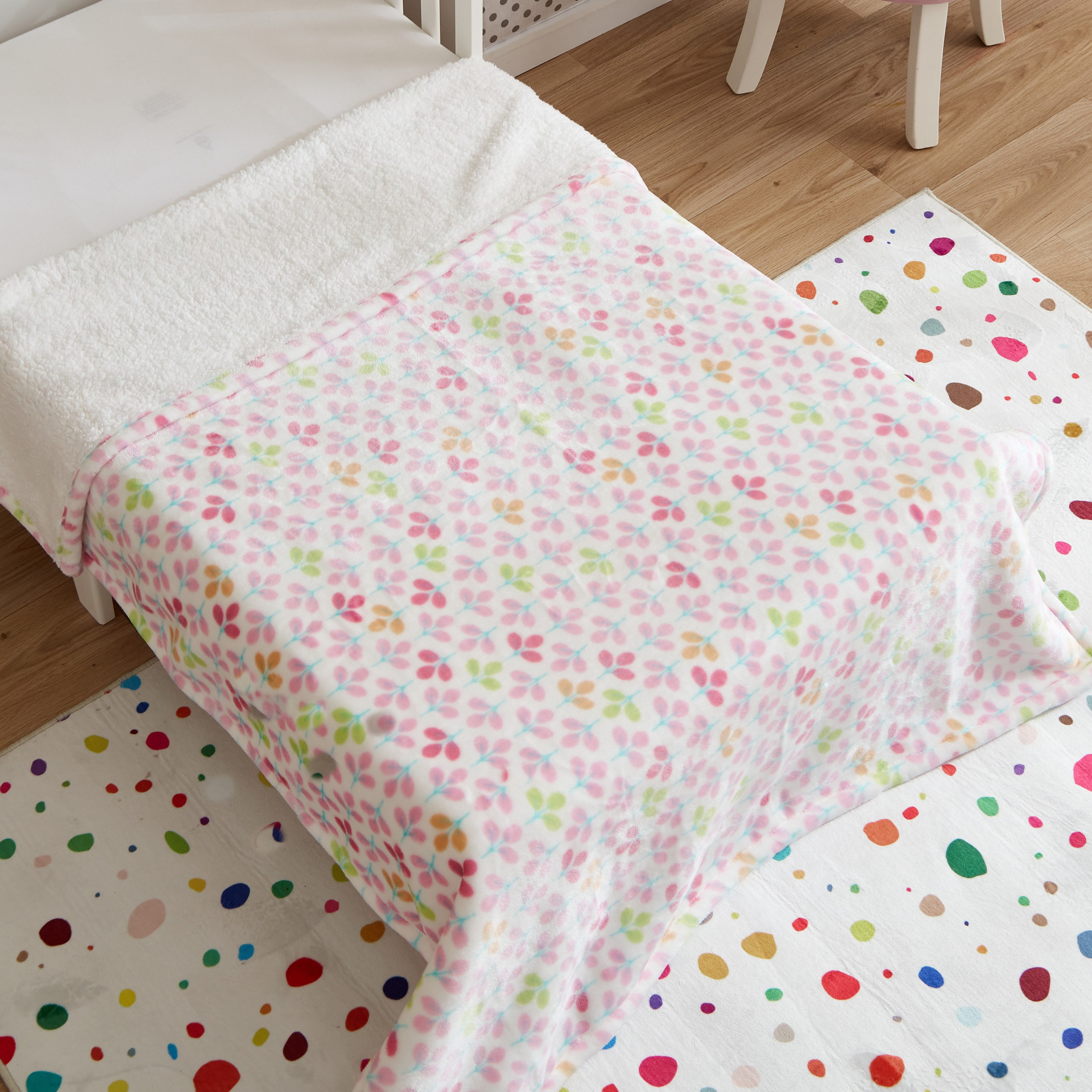 Fleur Flannel and Sherpa Floral Blanket - 100x150 cm-hbxhomeware-hbxkidsandyouth-image-3