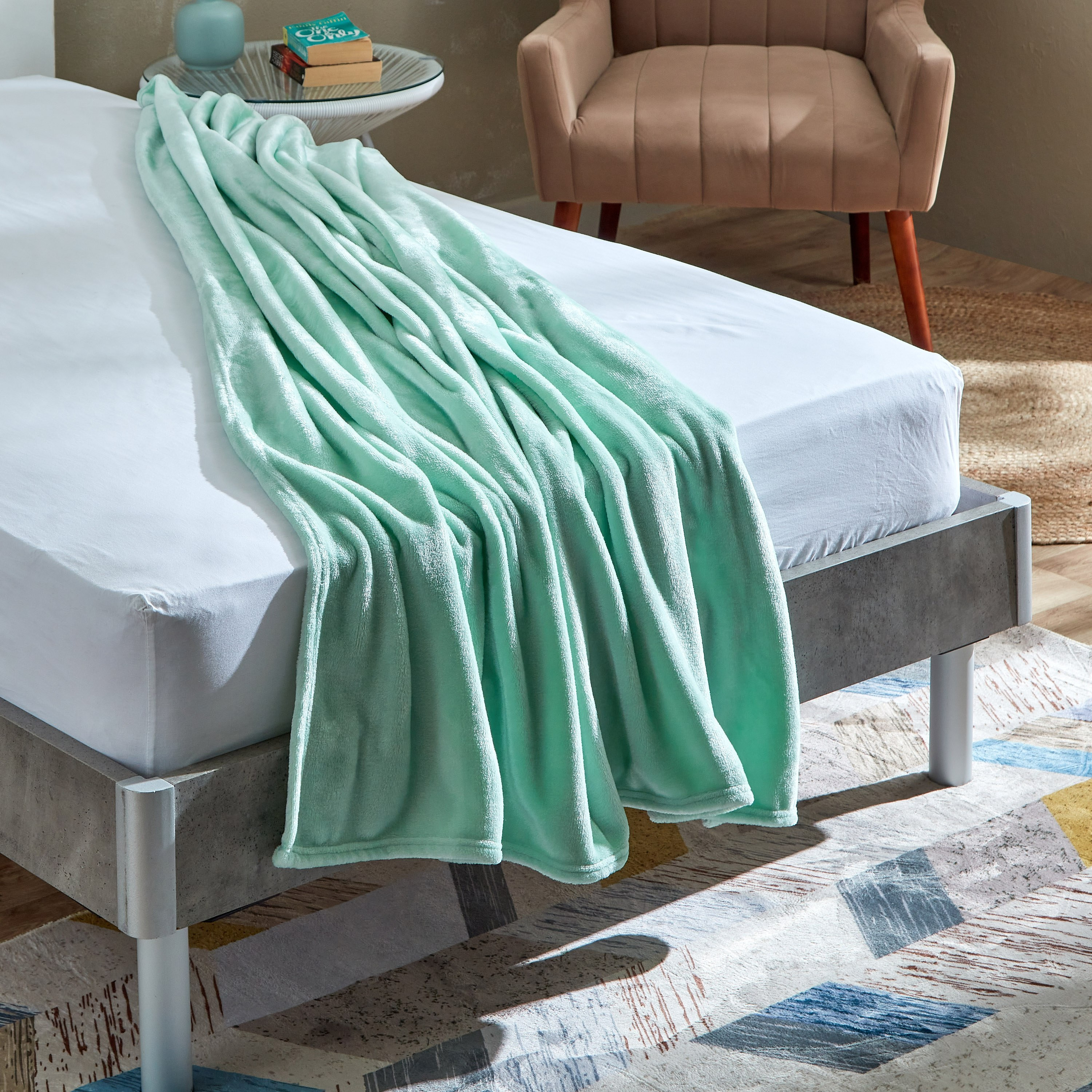 بطانية فلانيل مزدوجة سادة من نوفا - 200x140 سم-hbxhomeware-hbxbedroom-image-4