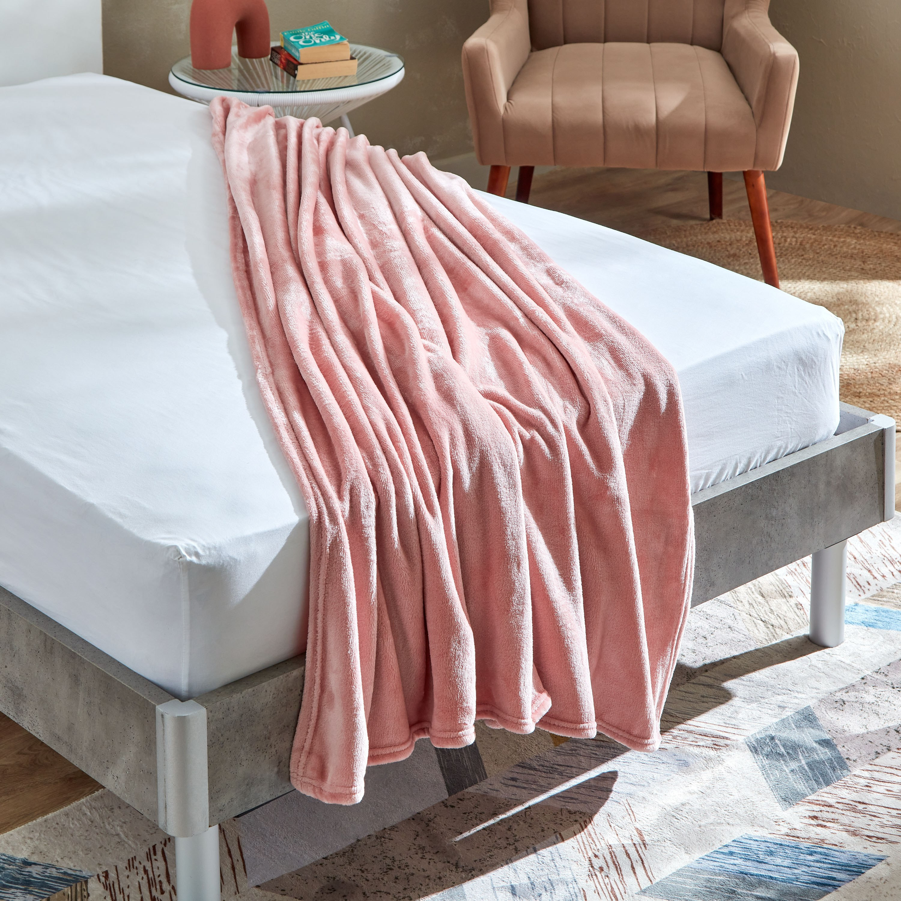 بطانية فلانيل مزدوجة سادة من نوفا - 200x140 سم-hbxhomeware-hbxbedroom-image-4