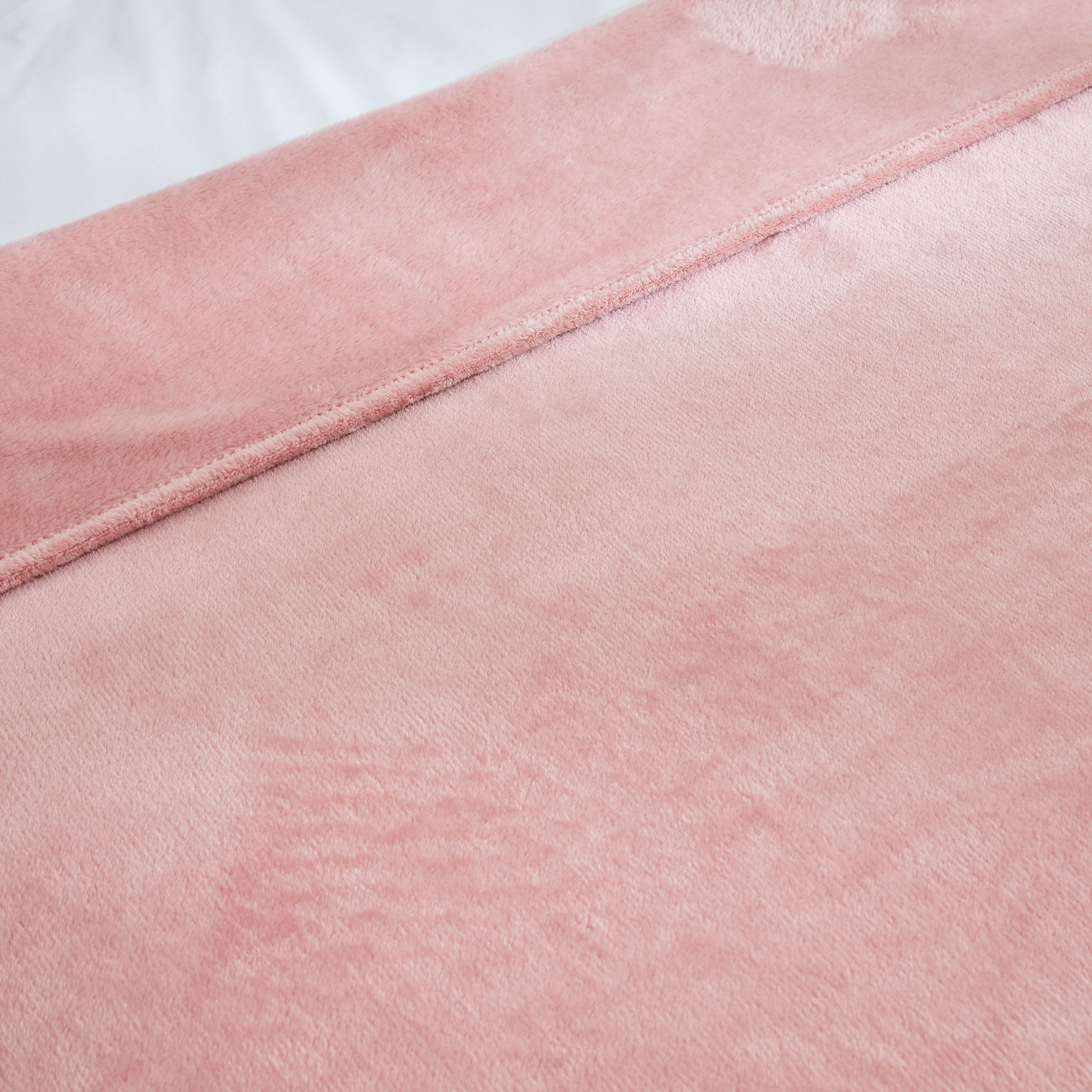 Nova Solid Queen Flannel Blanket - 200x220 cm-hbxhomeware-hbxbedroom-image-3