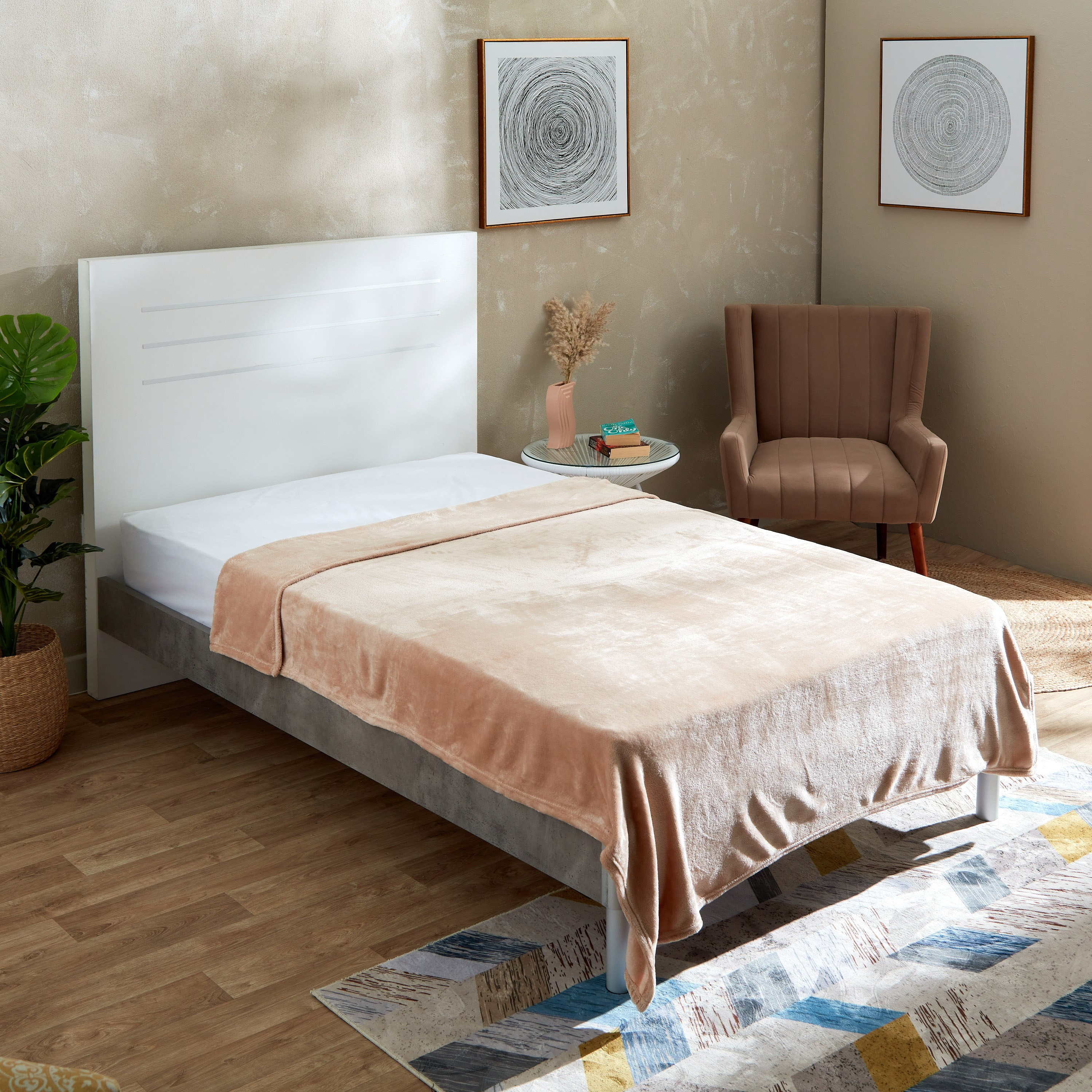 بطانية فلانيل مزدوجة سادة من نوفا - 200x140 سم-hbxhomeware-hbxbedroom-image-1