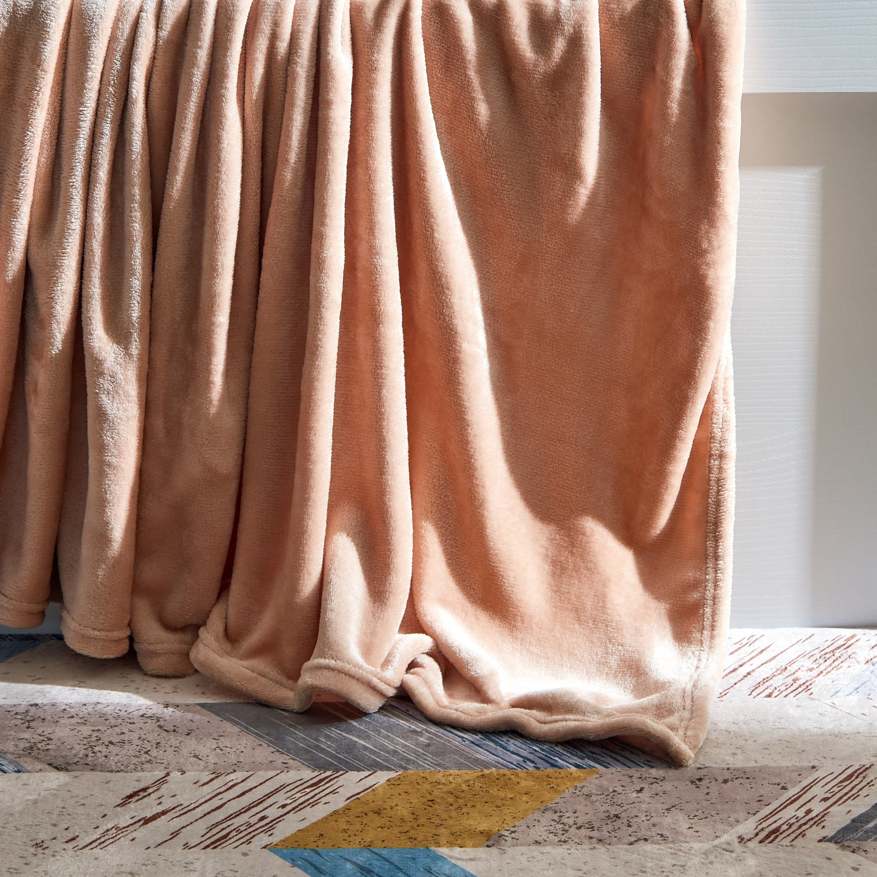 بطانية فلاينل كوين سادة من نوفا - 220x200 سم-hbxhomeware-hbxbedroom-image-5