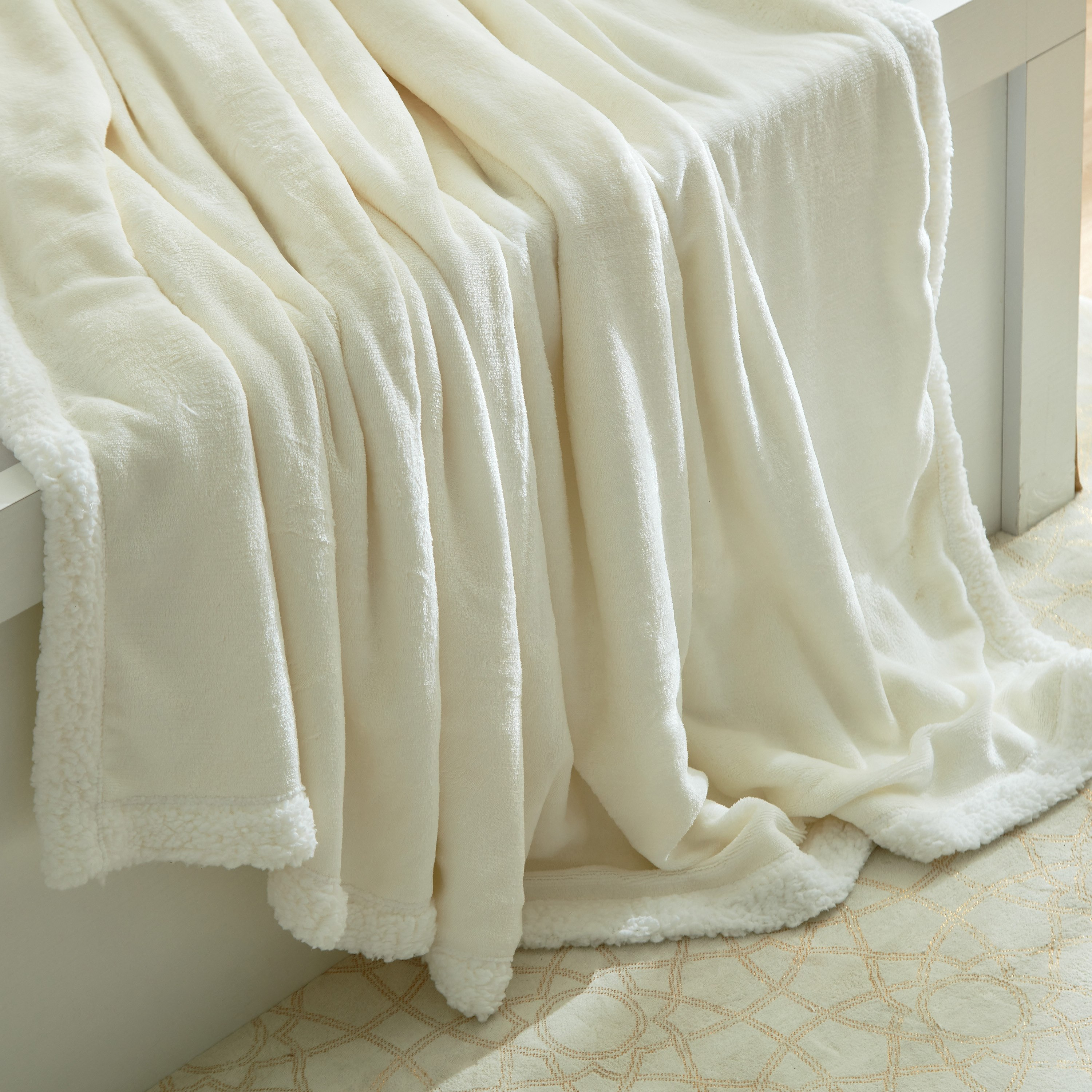 بطانية كوين بطبقة مزدوجة من لوكسوت - 220x200 سم-hbxhomeware-hbxbedroom-image-5