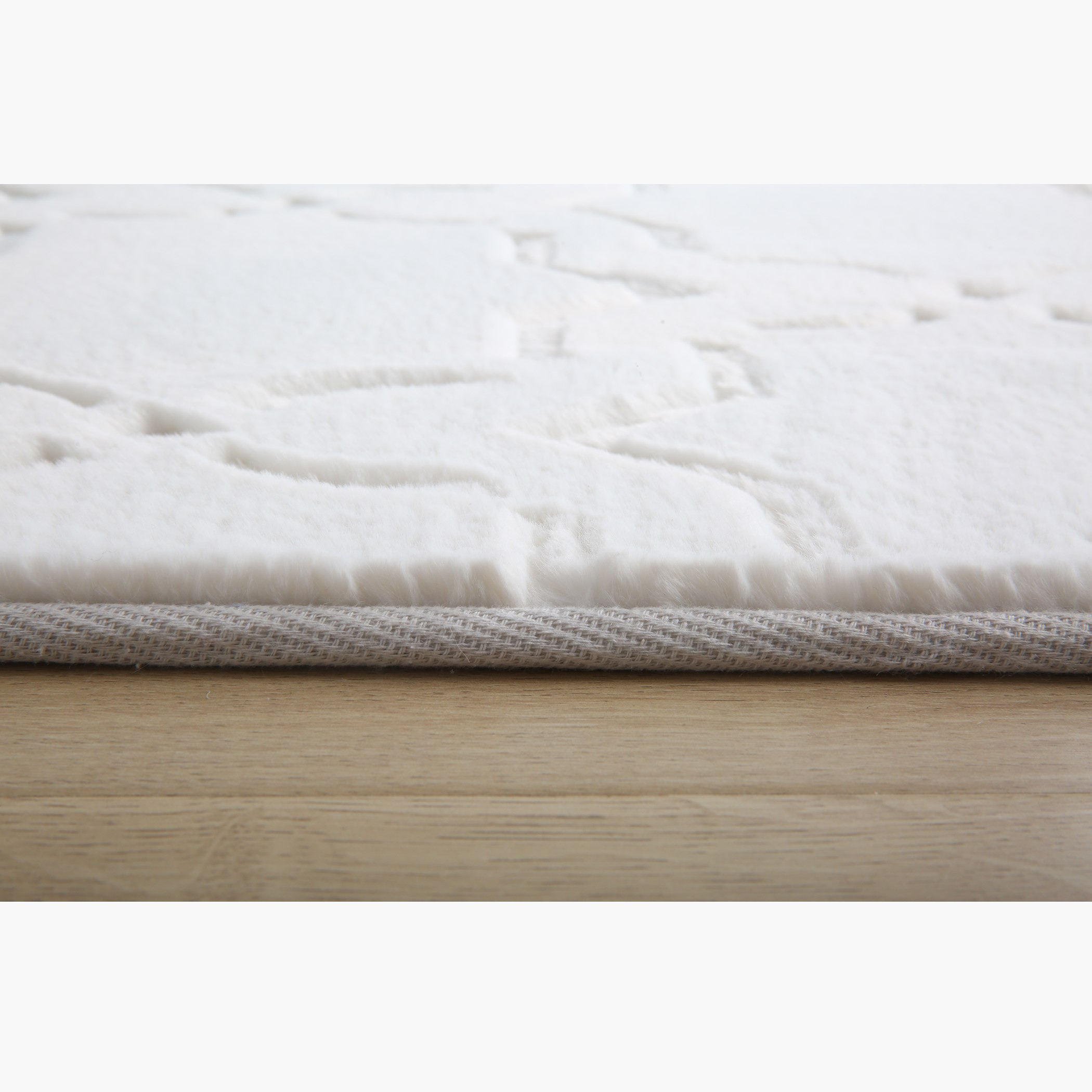 سجادة فرو أرنب منقوش لاتيس من نويلا - 60x150 سم-hbxdecorandfurnishings-floorcoverings-rugs-image-3