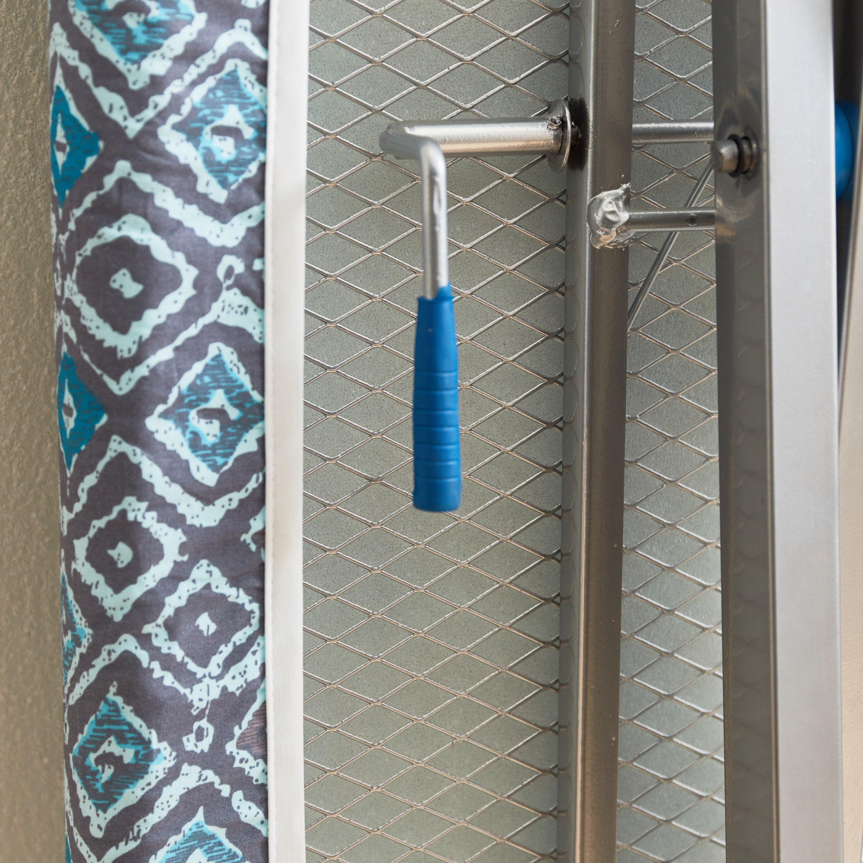 طاولة كي شبكية شديدة التحمل من برايم - 122x48 سم-hbxhomeware-hbxbathroom-image-4