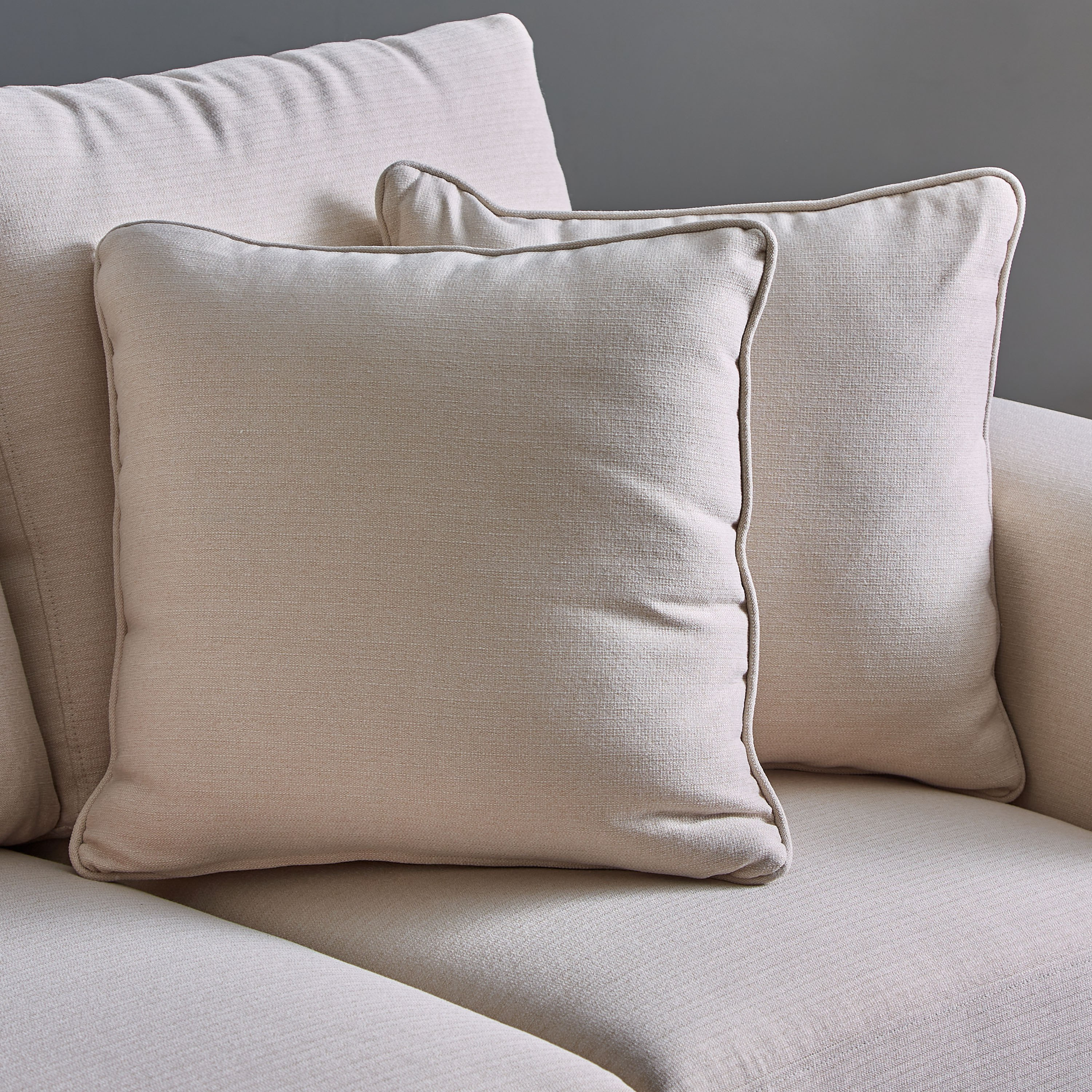 كنبة مقعدين قماش مع وسادتين من سيدونا-hbxlivingroom-sofasandarmchairs-sofas-image-6